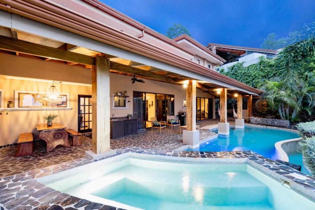 Casa Mar de Flores