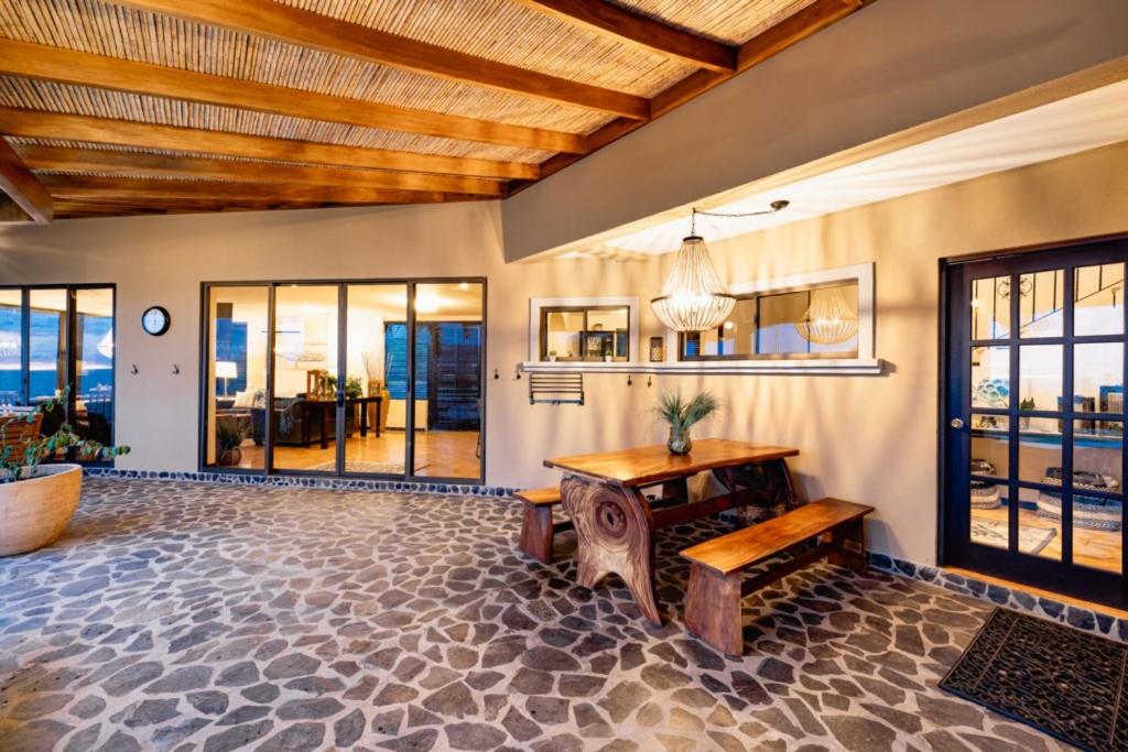 Casa Mar de Flores