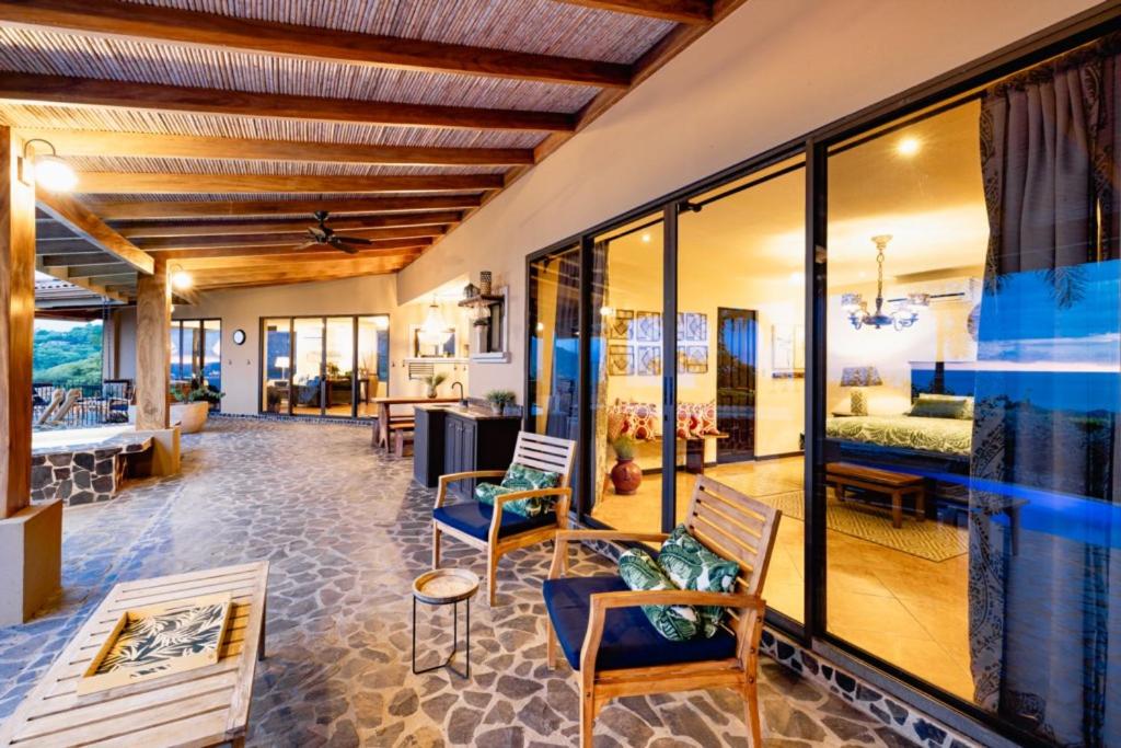 Casa Mar de Flores
