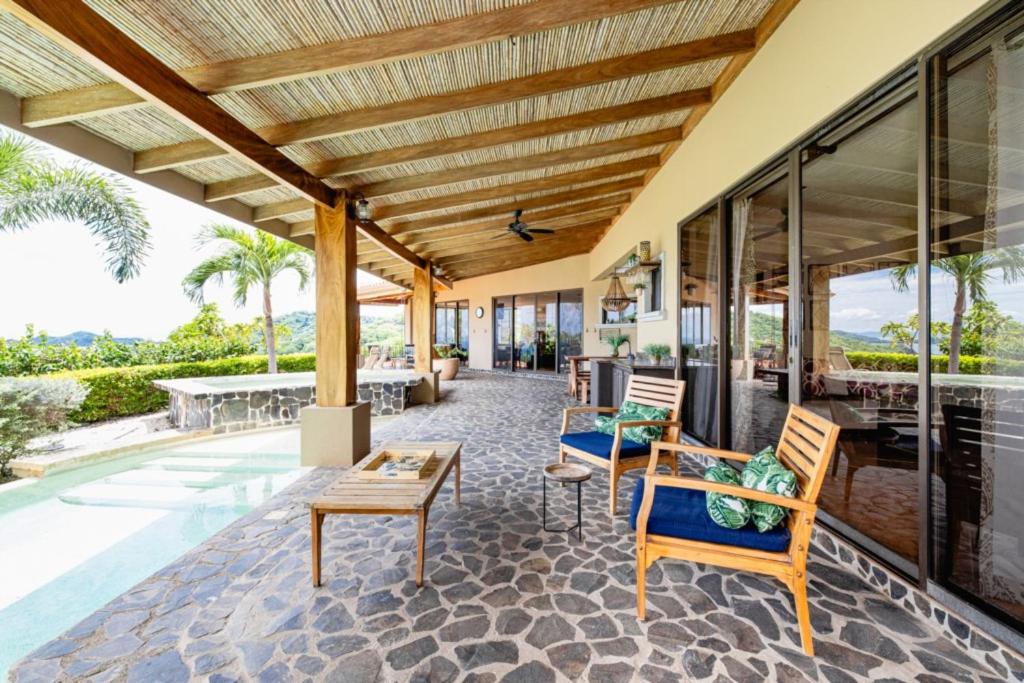 Casa Mar de Flores