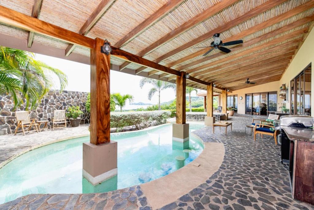 Casa Mar de Flores