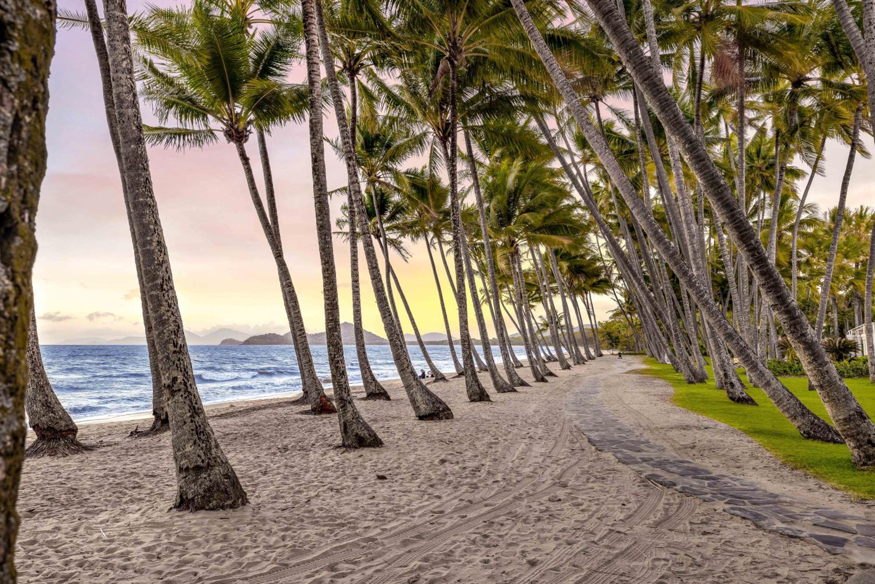 Alamanda Palm Cove by Belle Escapes