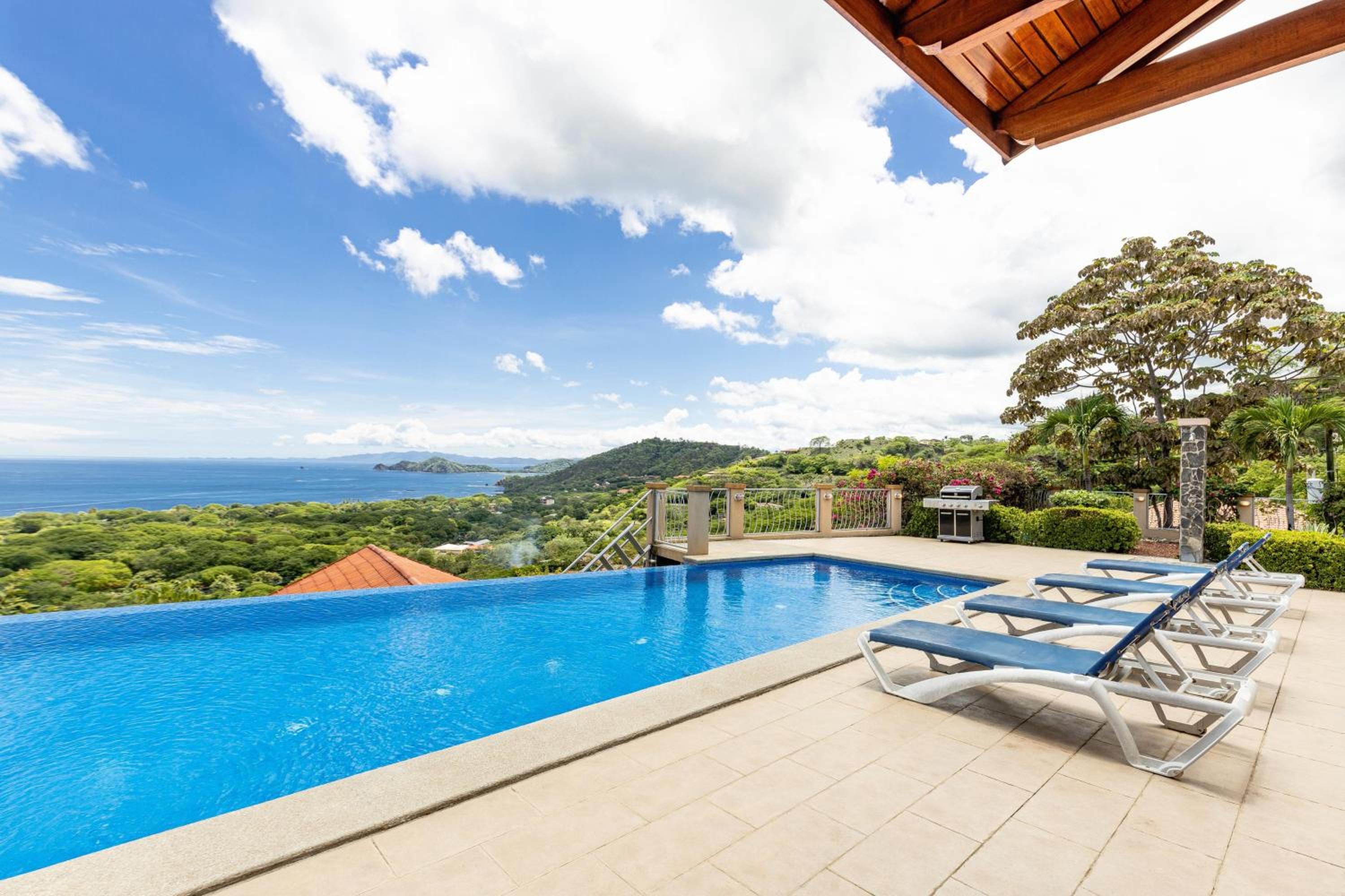 Casa Antonelli 4br Infinity Pool Pet Friendly