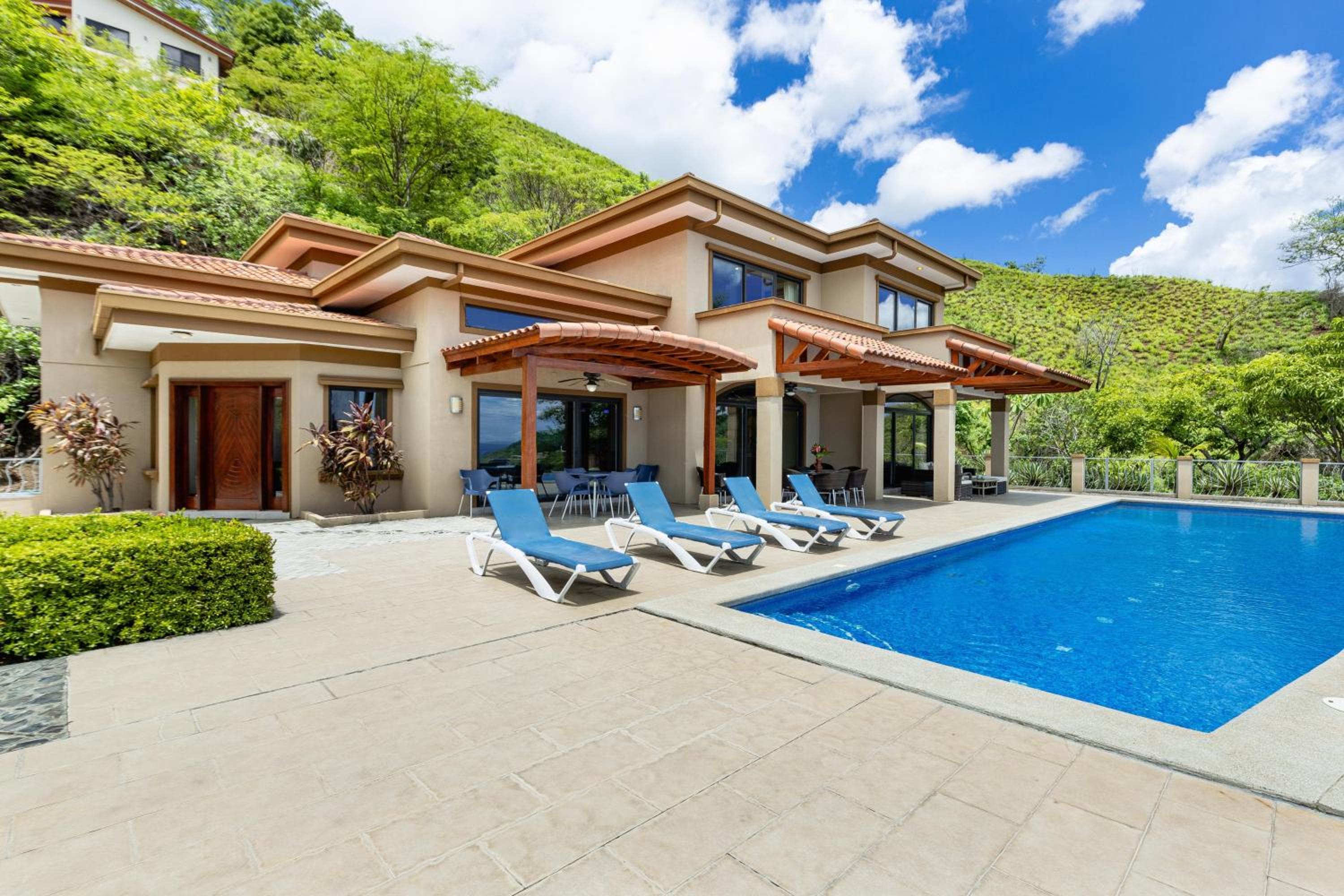 Casa Antonelli 4br Infinity Pool Pet Friendly