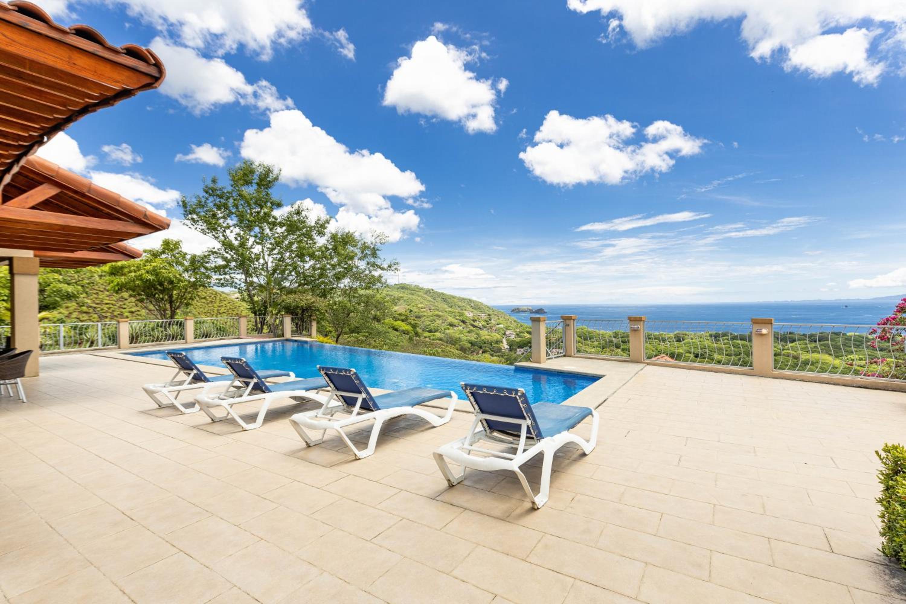Casa Antonelli 4br Infinity Pool Pet Friendly