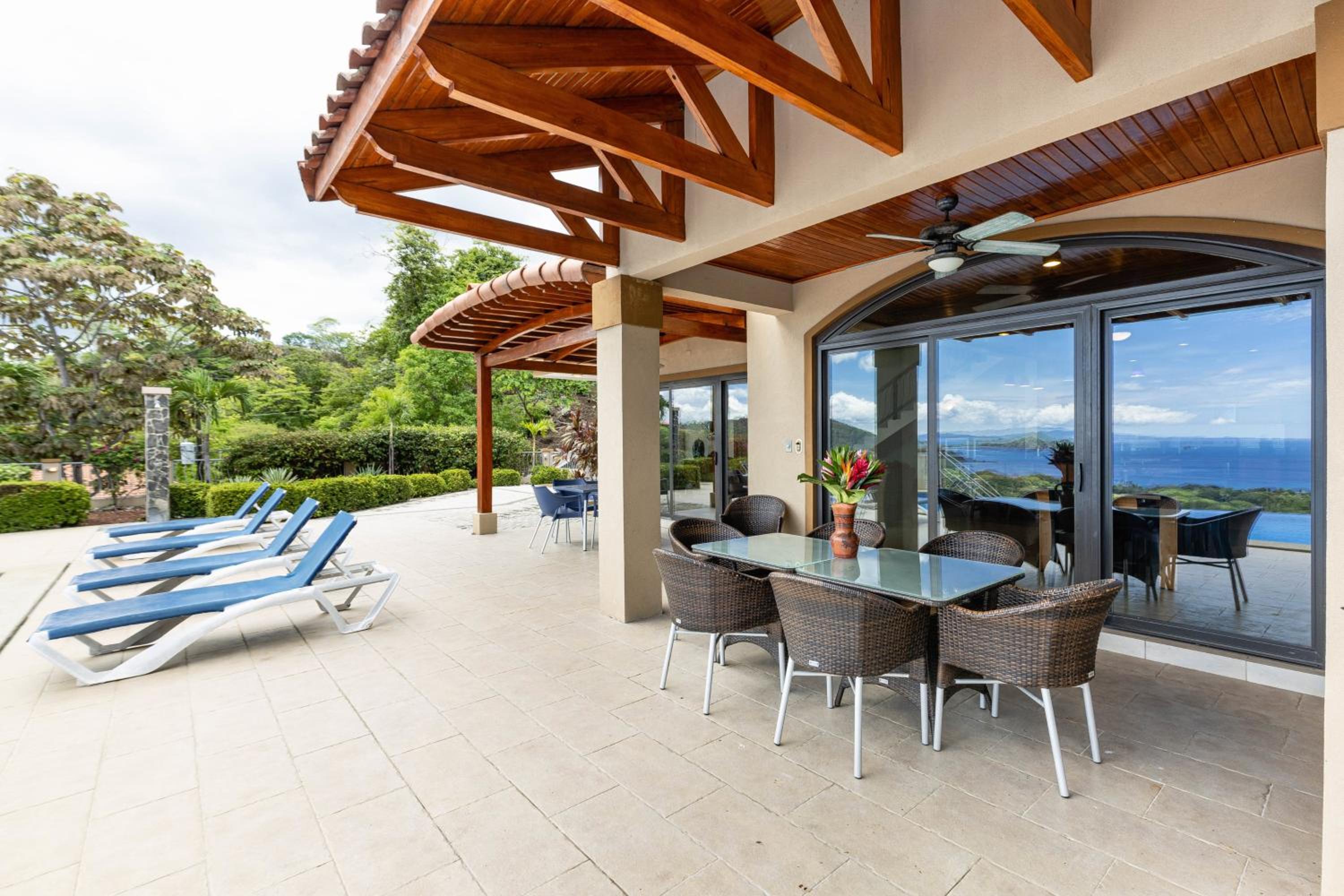 Casa Antonelli 4br Infinity Pool Pet Friendly