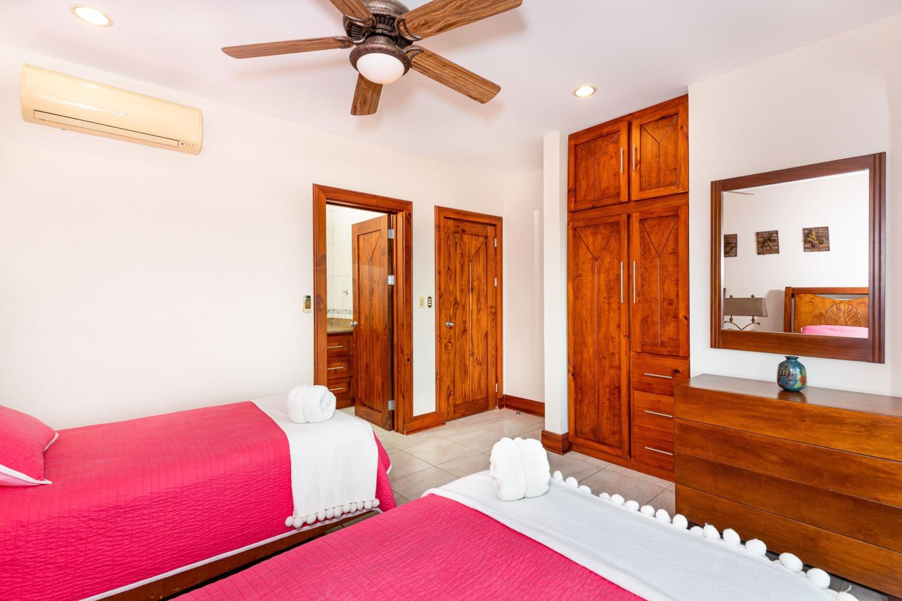 Casa Antonelli 4br Infinity Pool Pet Friendly