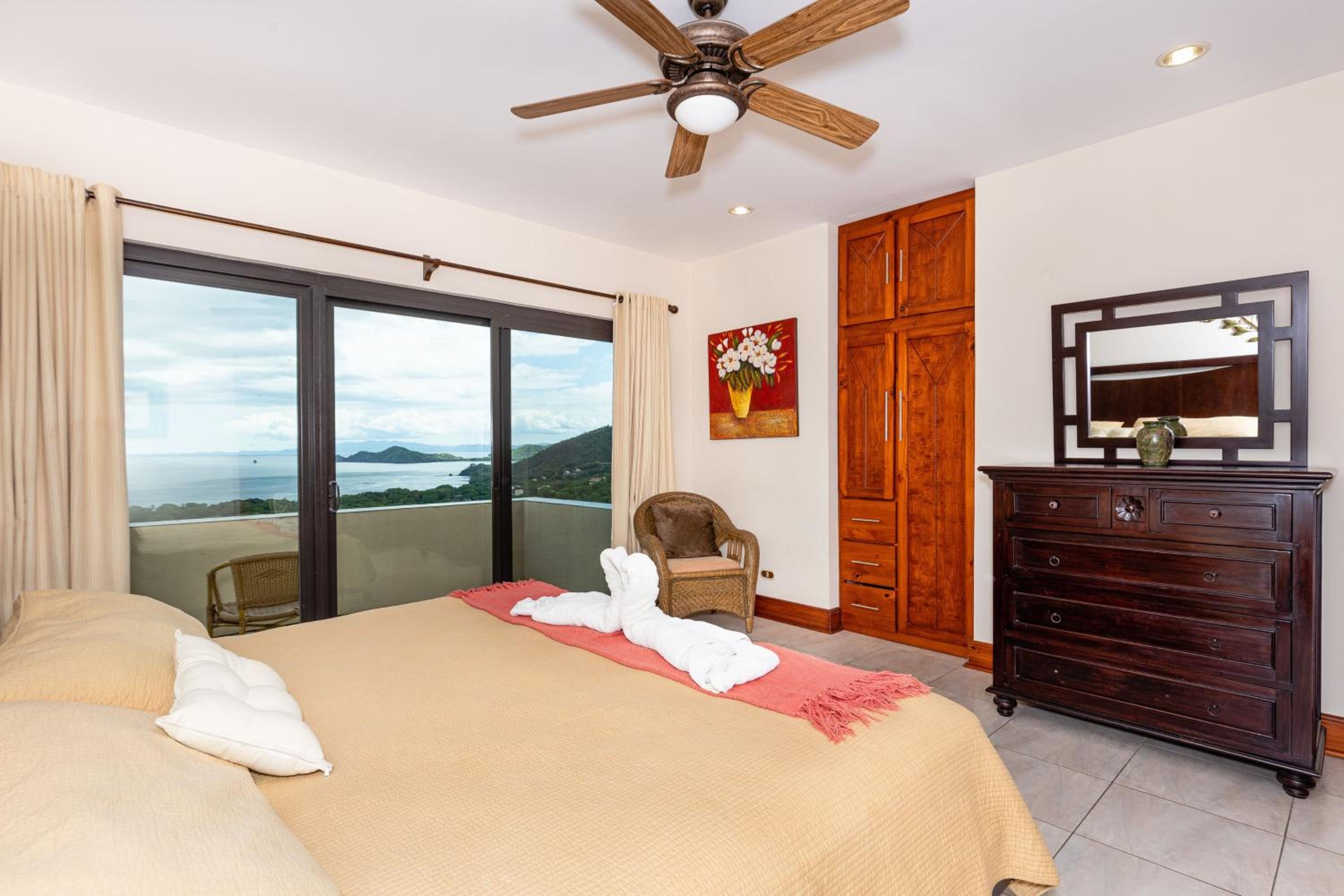 Casa Antonelli 4br Infinity Pool Pet Friendly