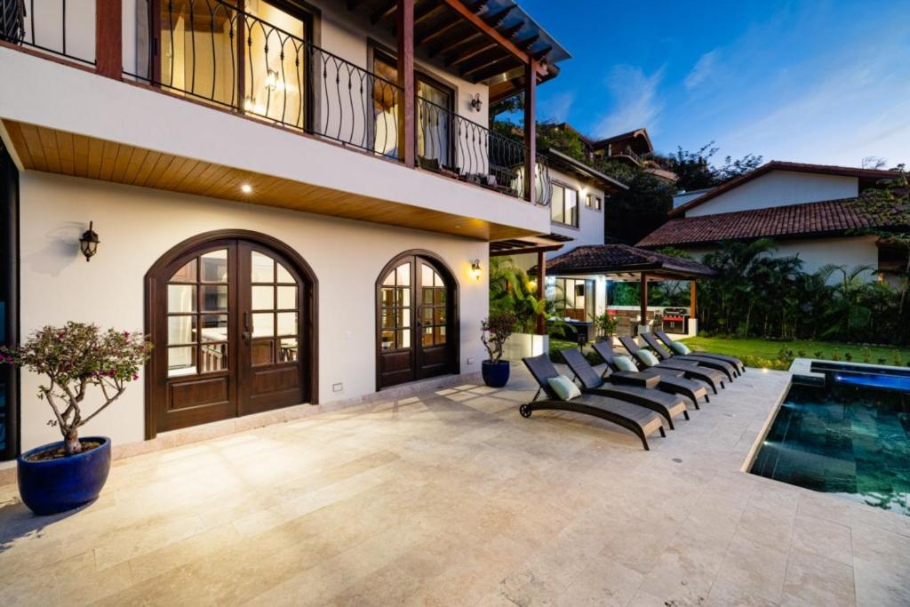 Casa Margarita Ocean View Villa W Infinity Pool