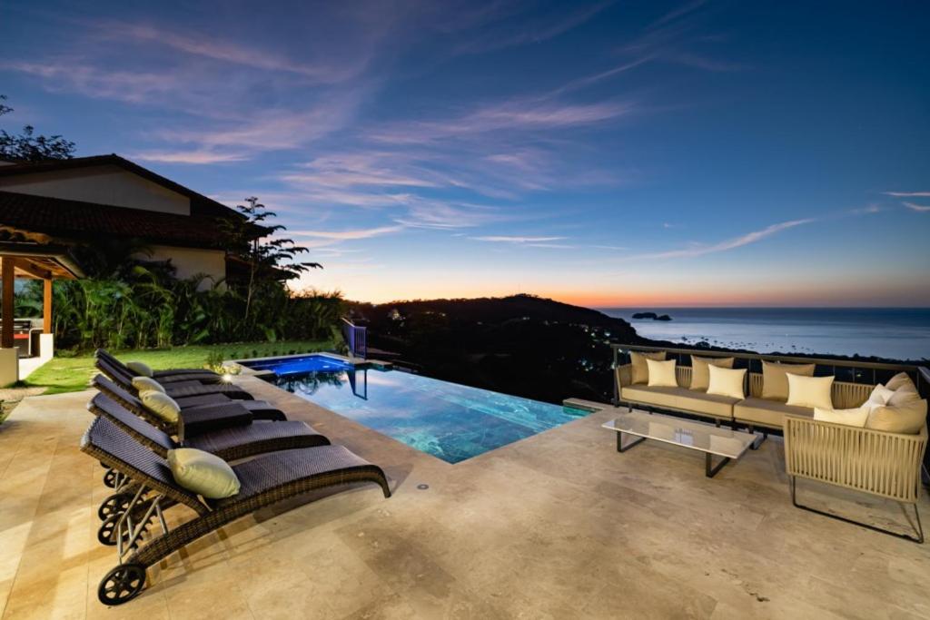 Casa Margarita Ocean View Villa W Infinity Pool