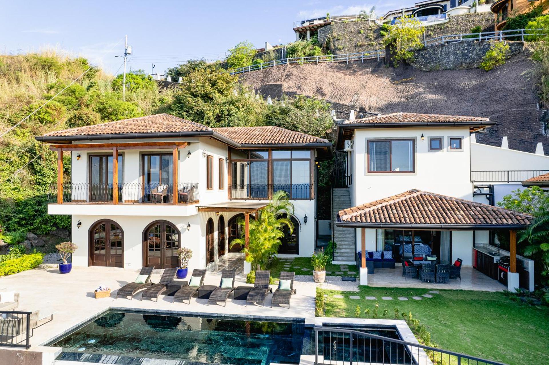Casa Margarita Ocean View Villa W Infinity Pool