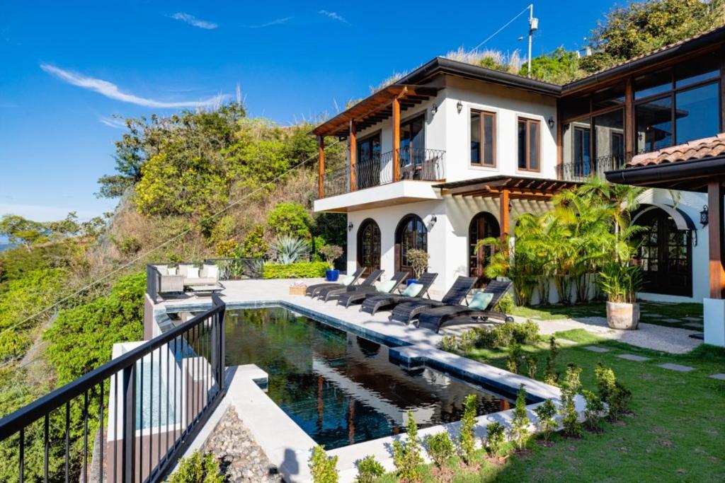 Casa Margarita Ocean View Villa W Infinity Pool