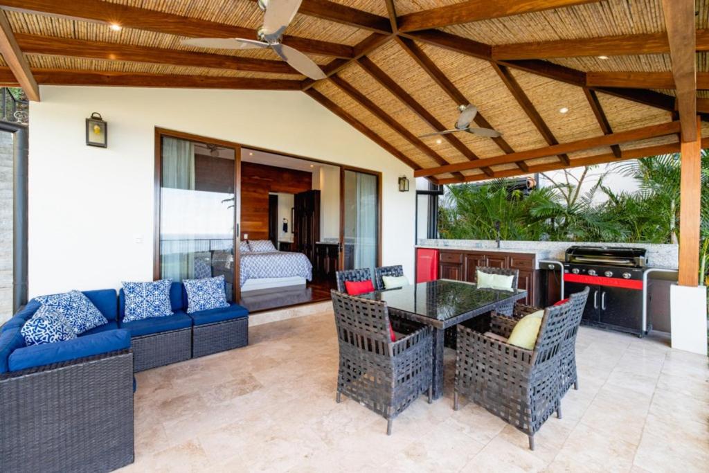 Casa Margarita Ocean View Villa W Infinity Pool