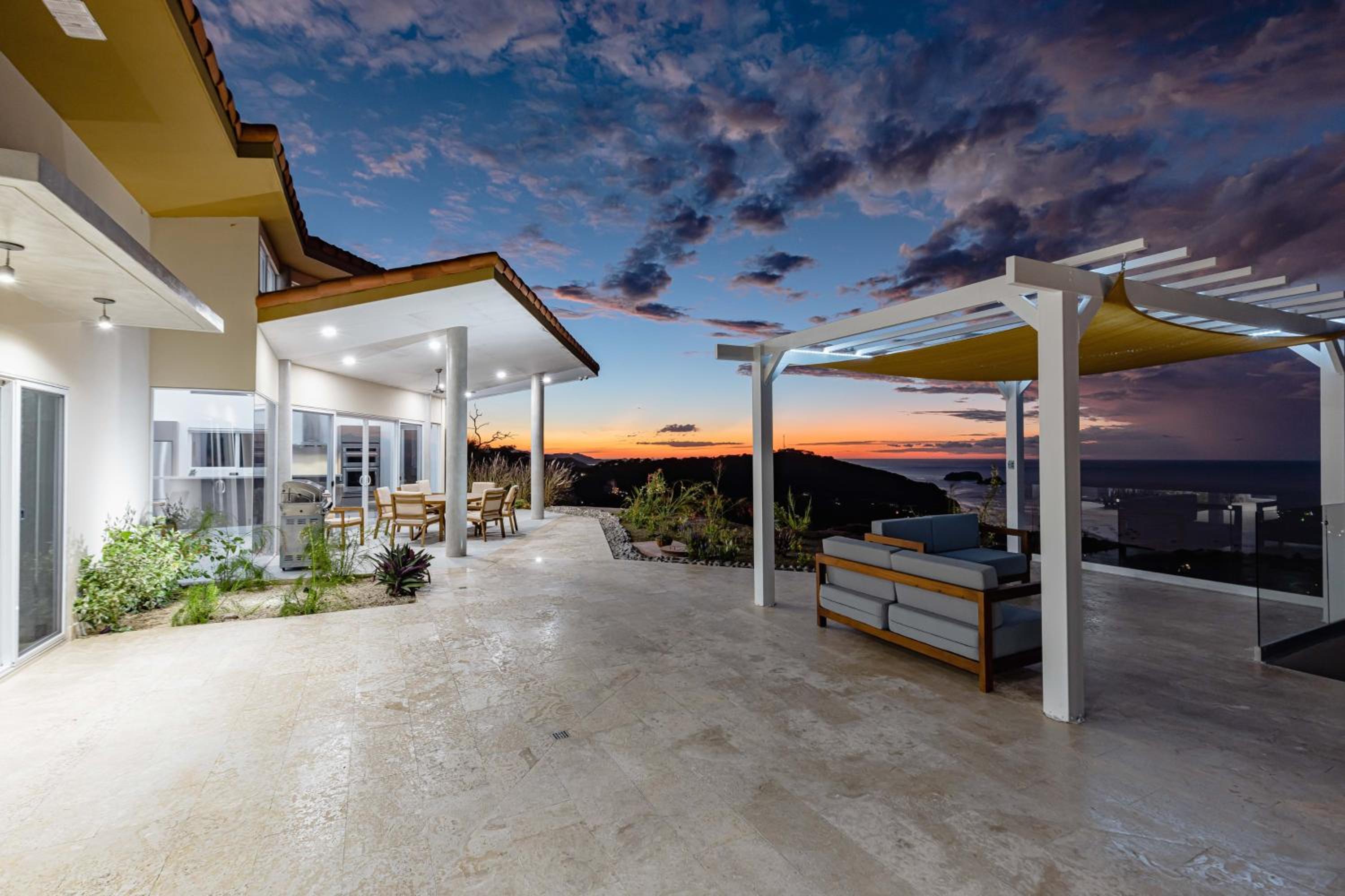 Casa Mulira Modern 4BR Ocean View Villa