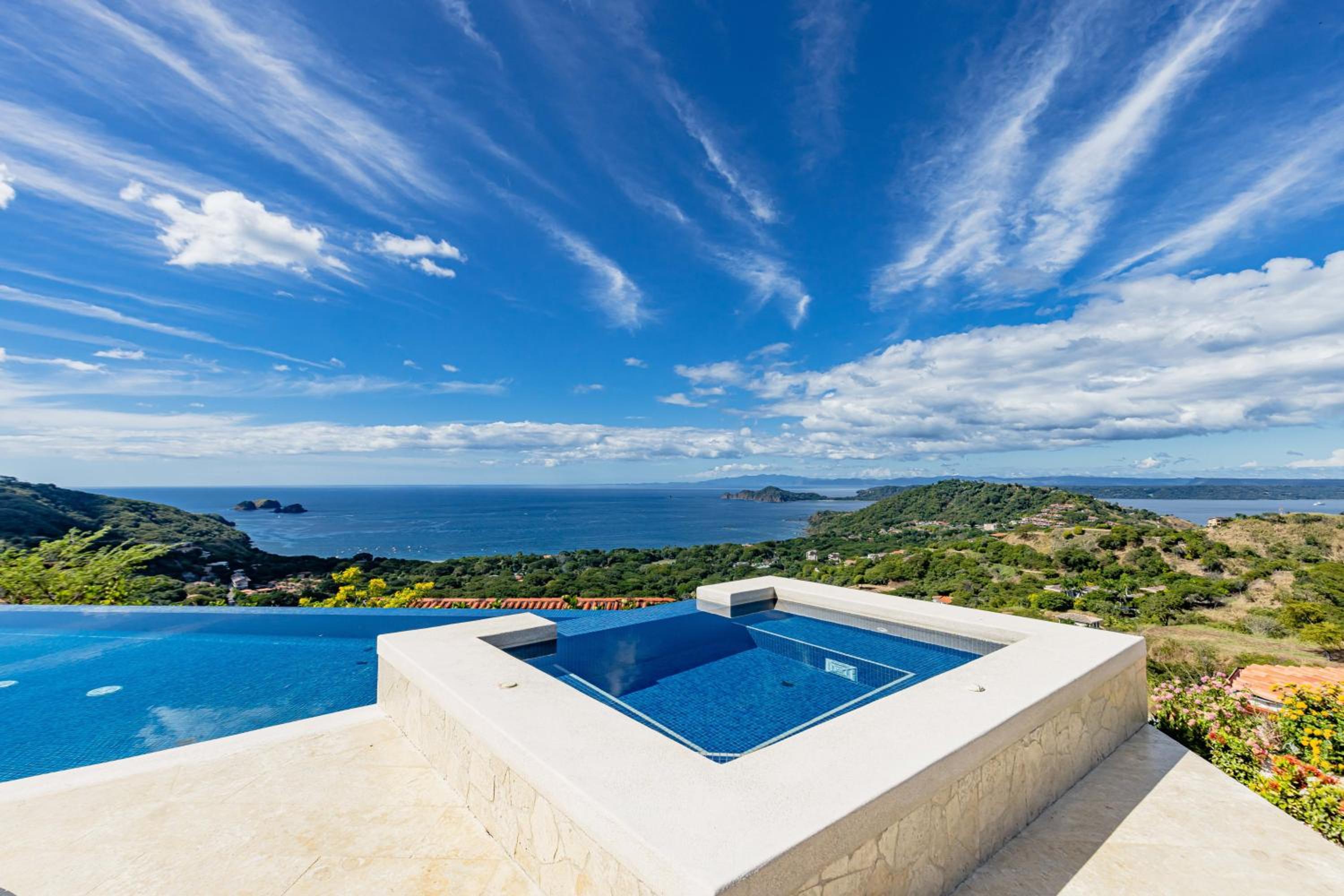 Casa Mulira Modern 4BR Ocean View Villa