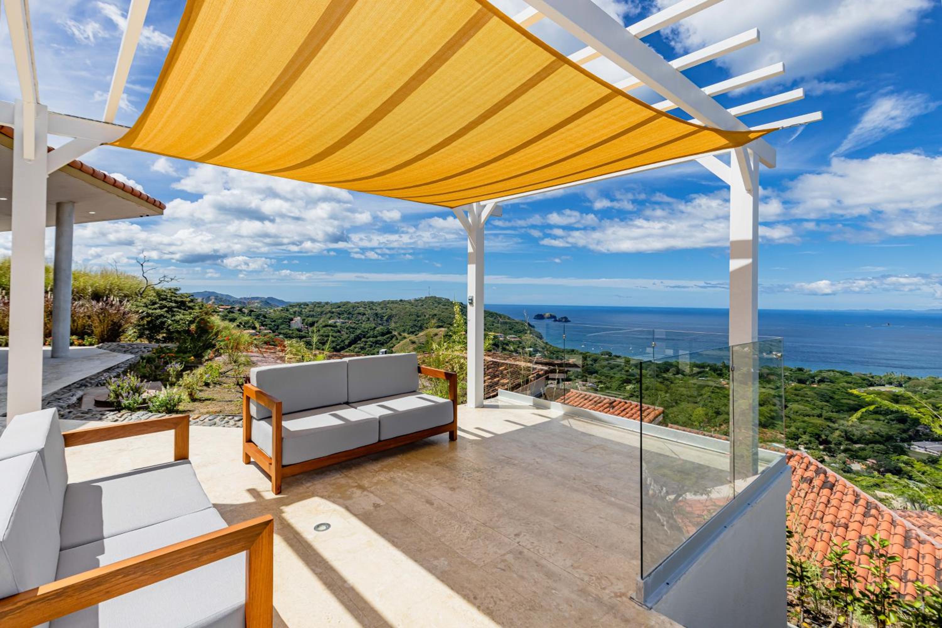 Casa Mulira Modern 4BR Ocean View Villa