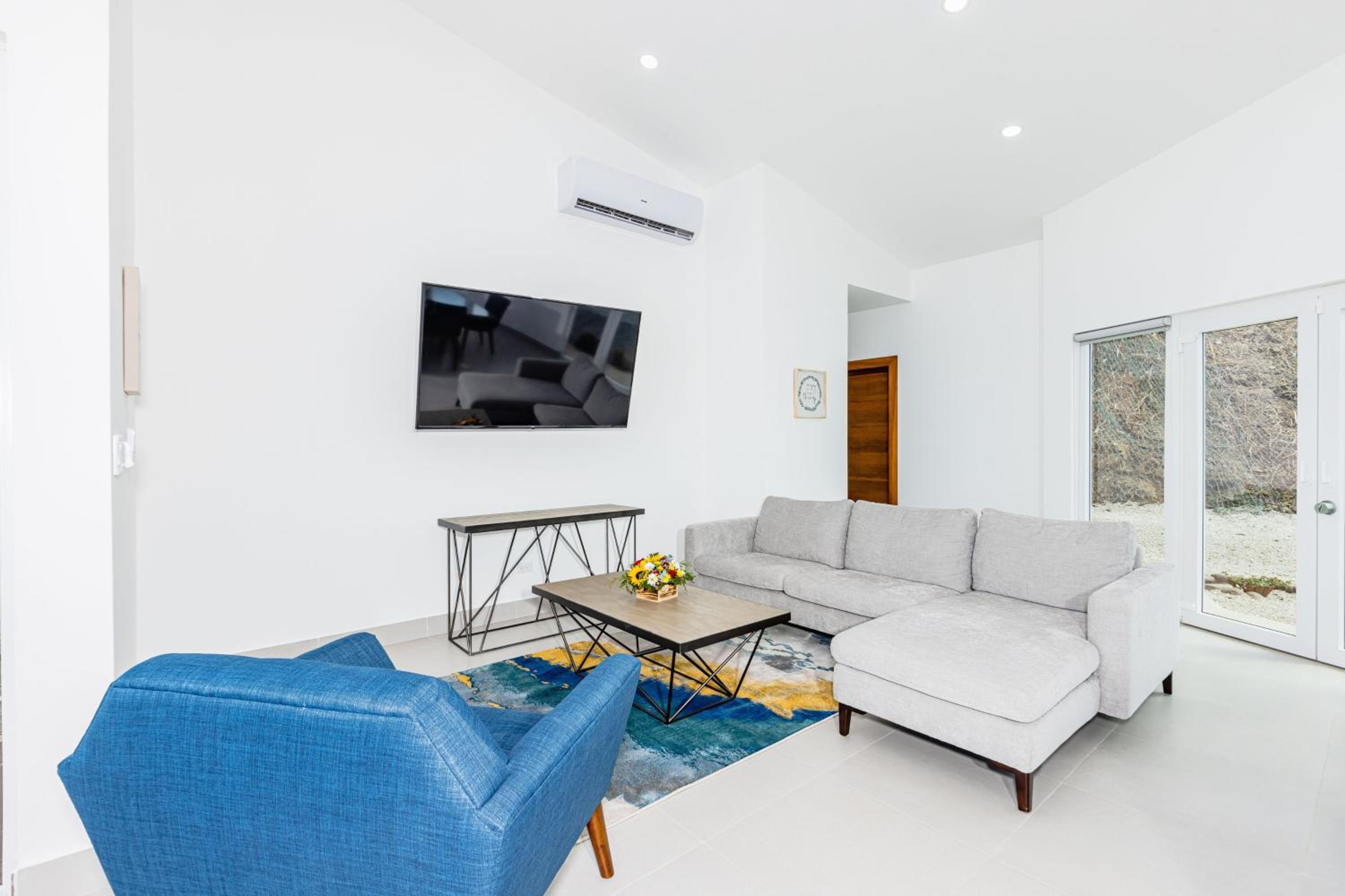 Casa Mulira Modern 4BR Ocean View Villa