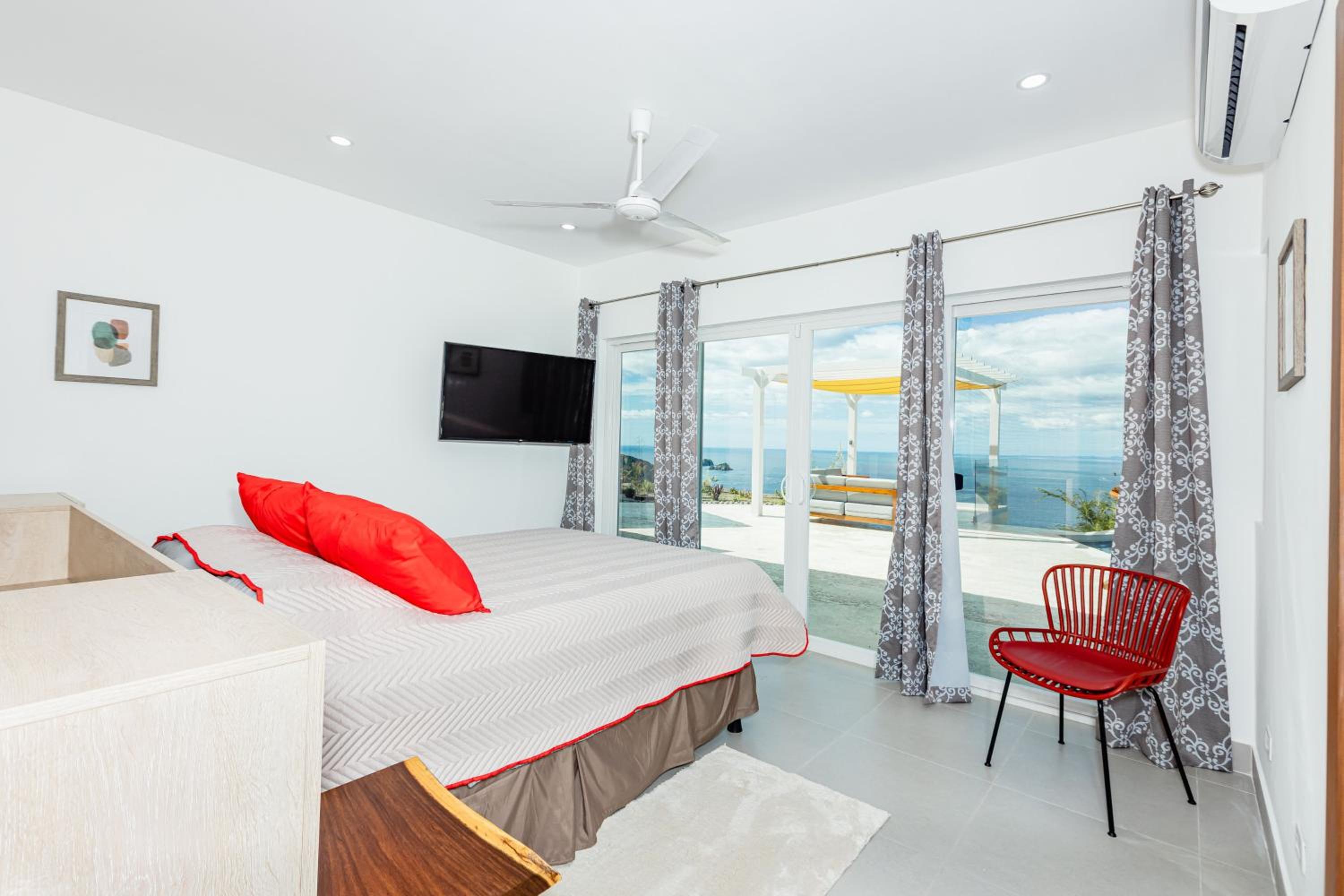 Casa Mulira Modern 4BR Ocean View Villa