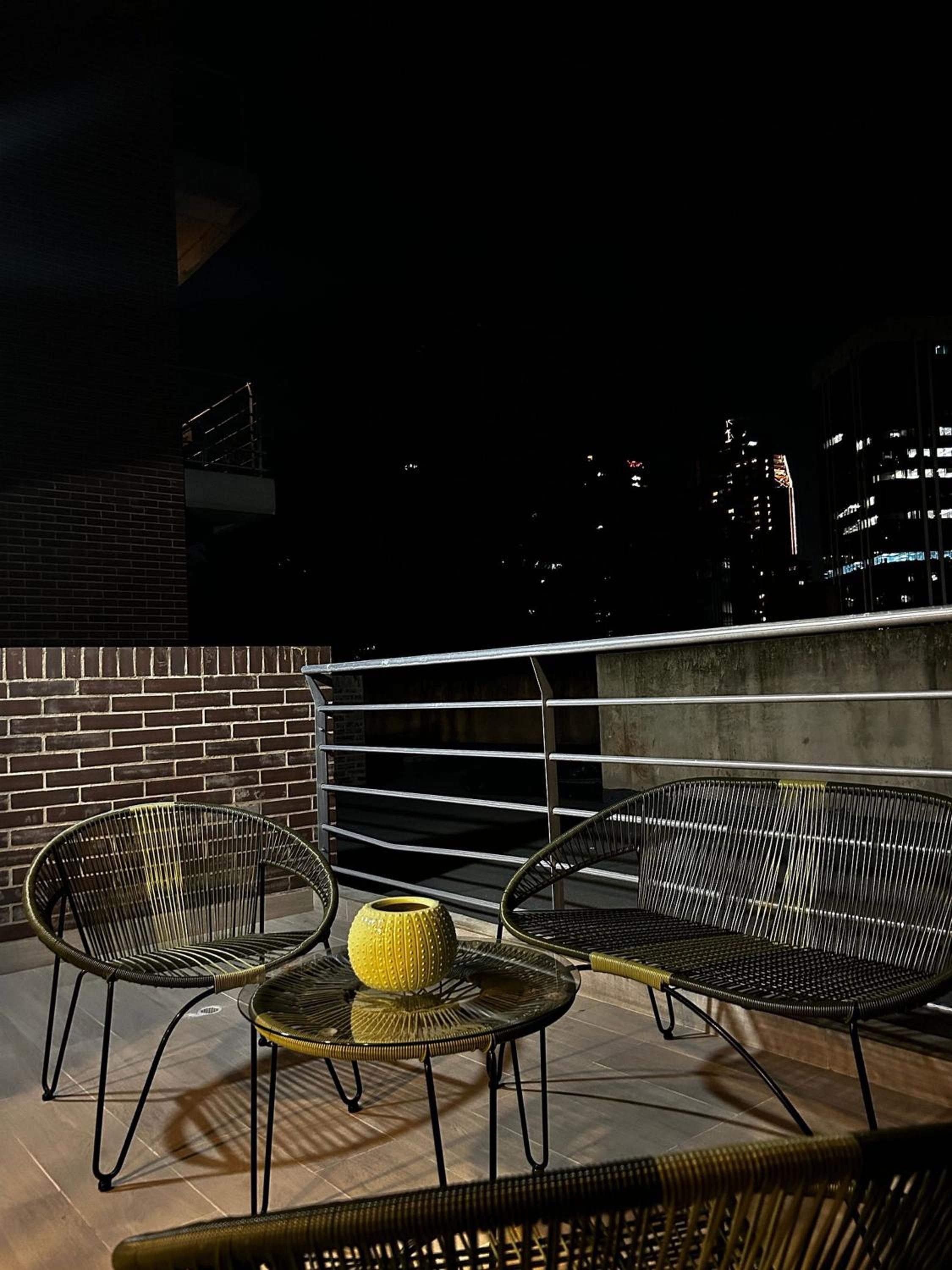 Loft Centro Internacional Bogotano con terraza-211