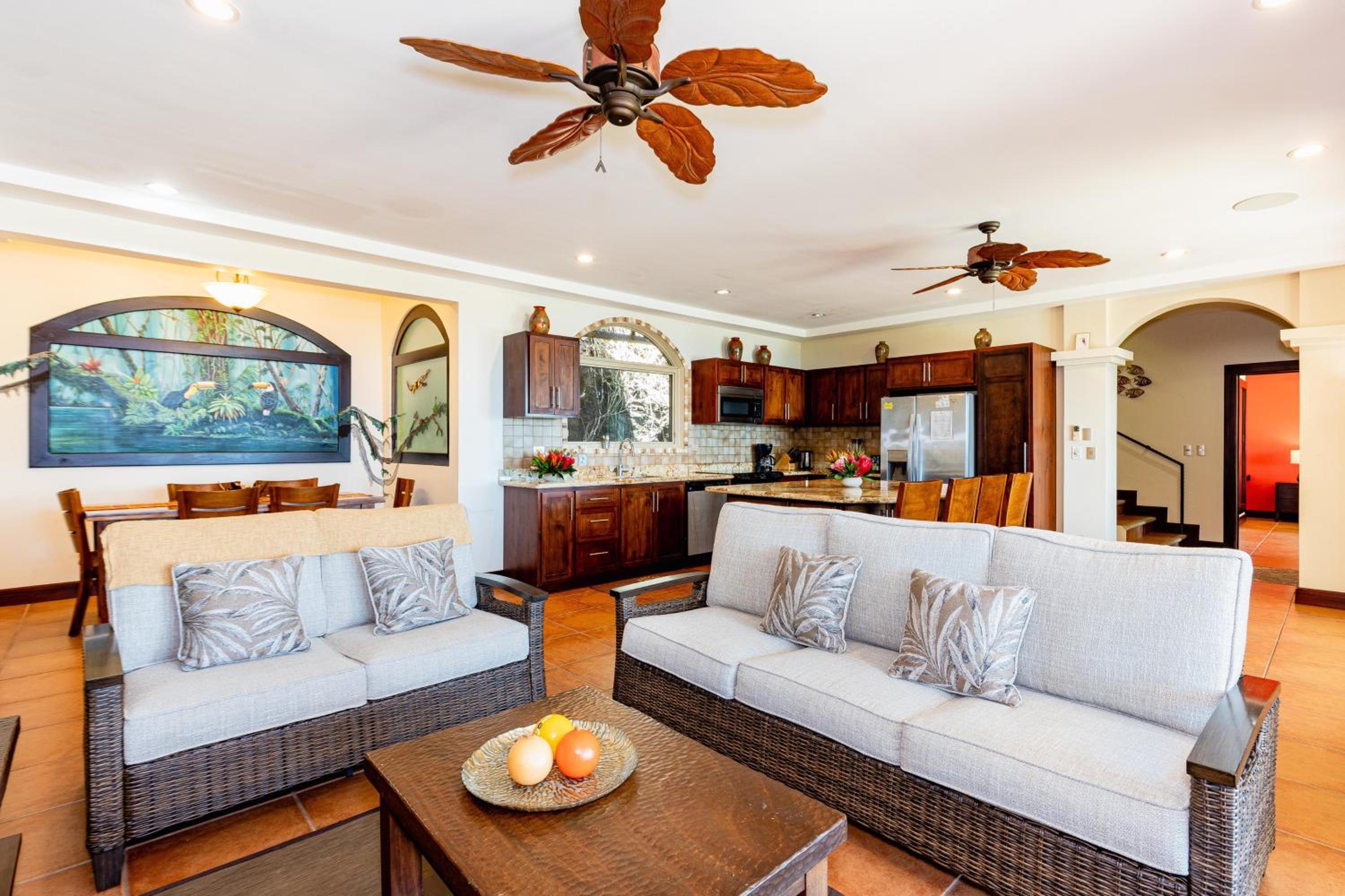 Casa Ilan Ilan Luxe 5br Villa Bay View