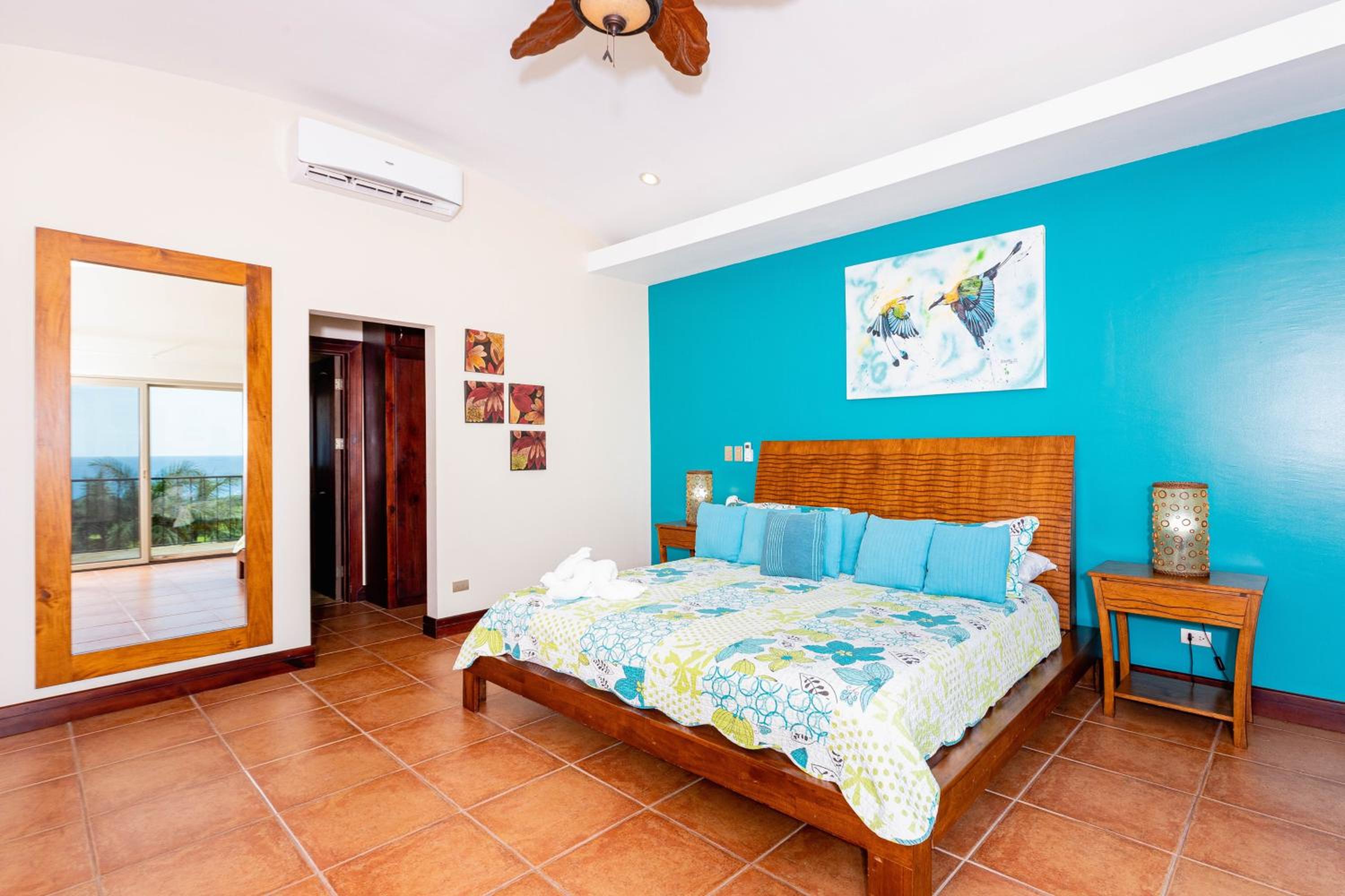 Casa Ilan Ilan Luxe 5br Villa Bay View