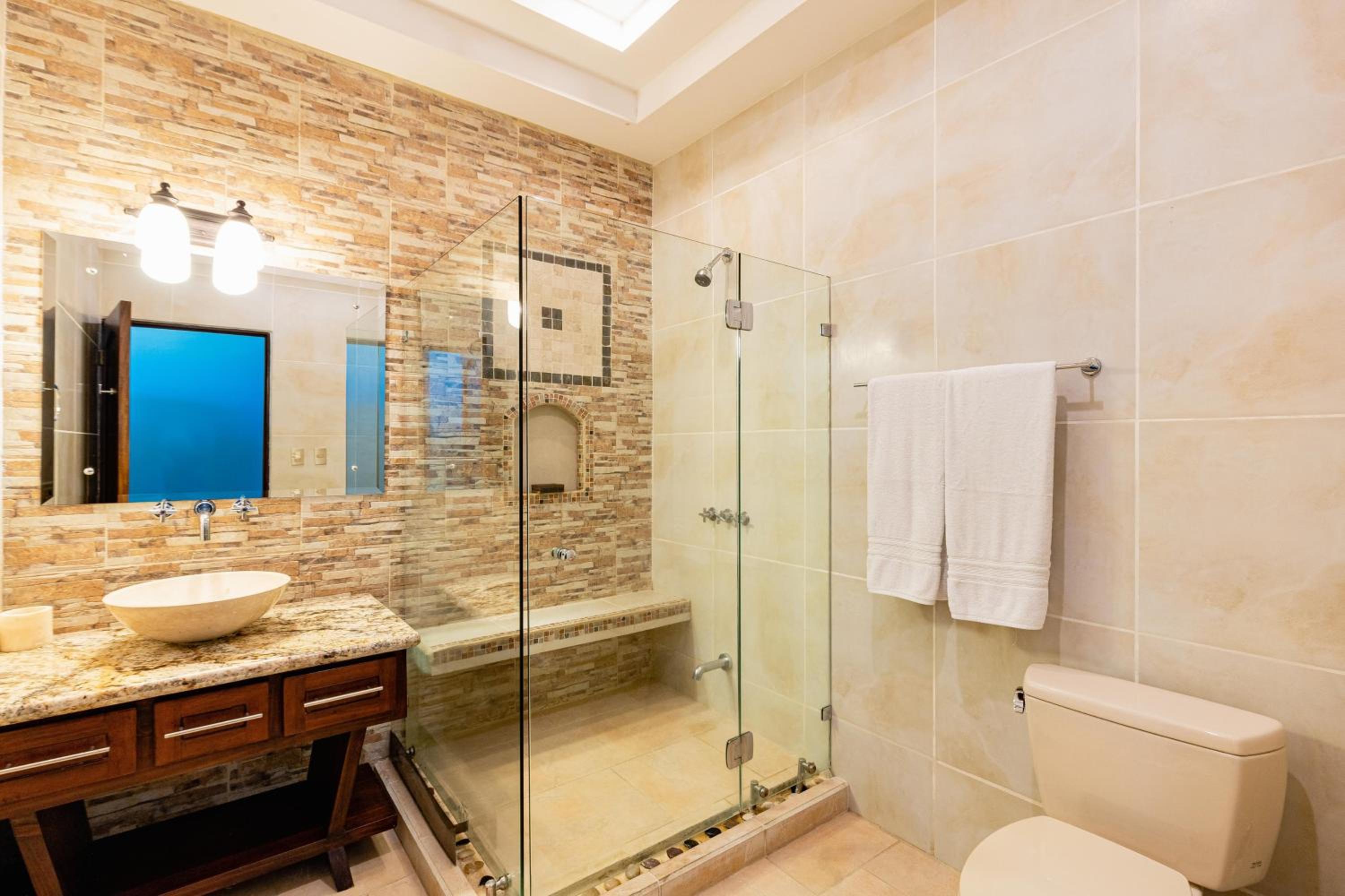 Casa Ilan Ilan Luxe 5br Villa Bay View