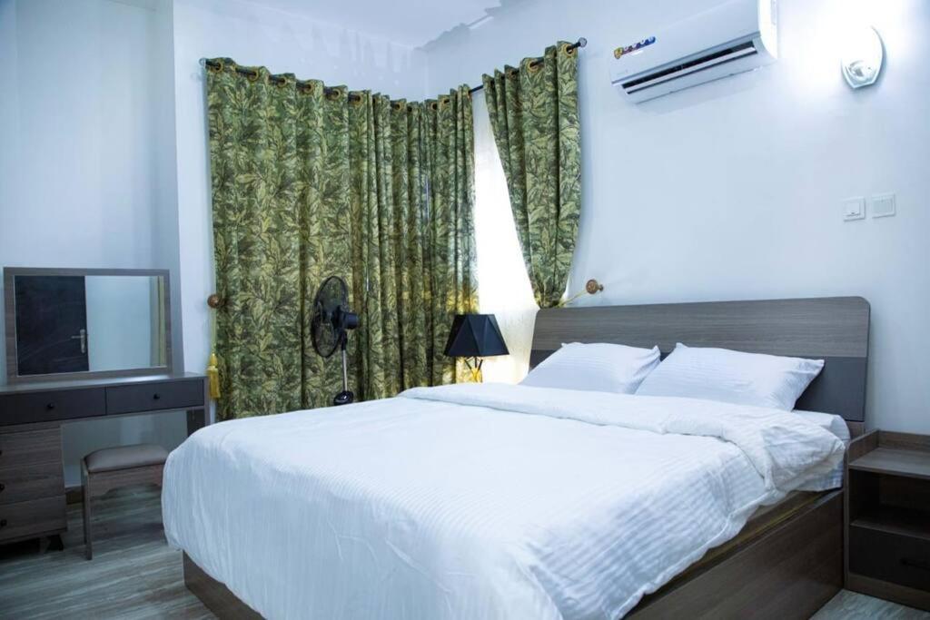 Bumcy Apartments
