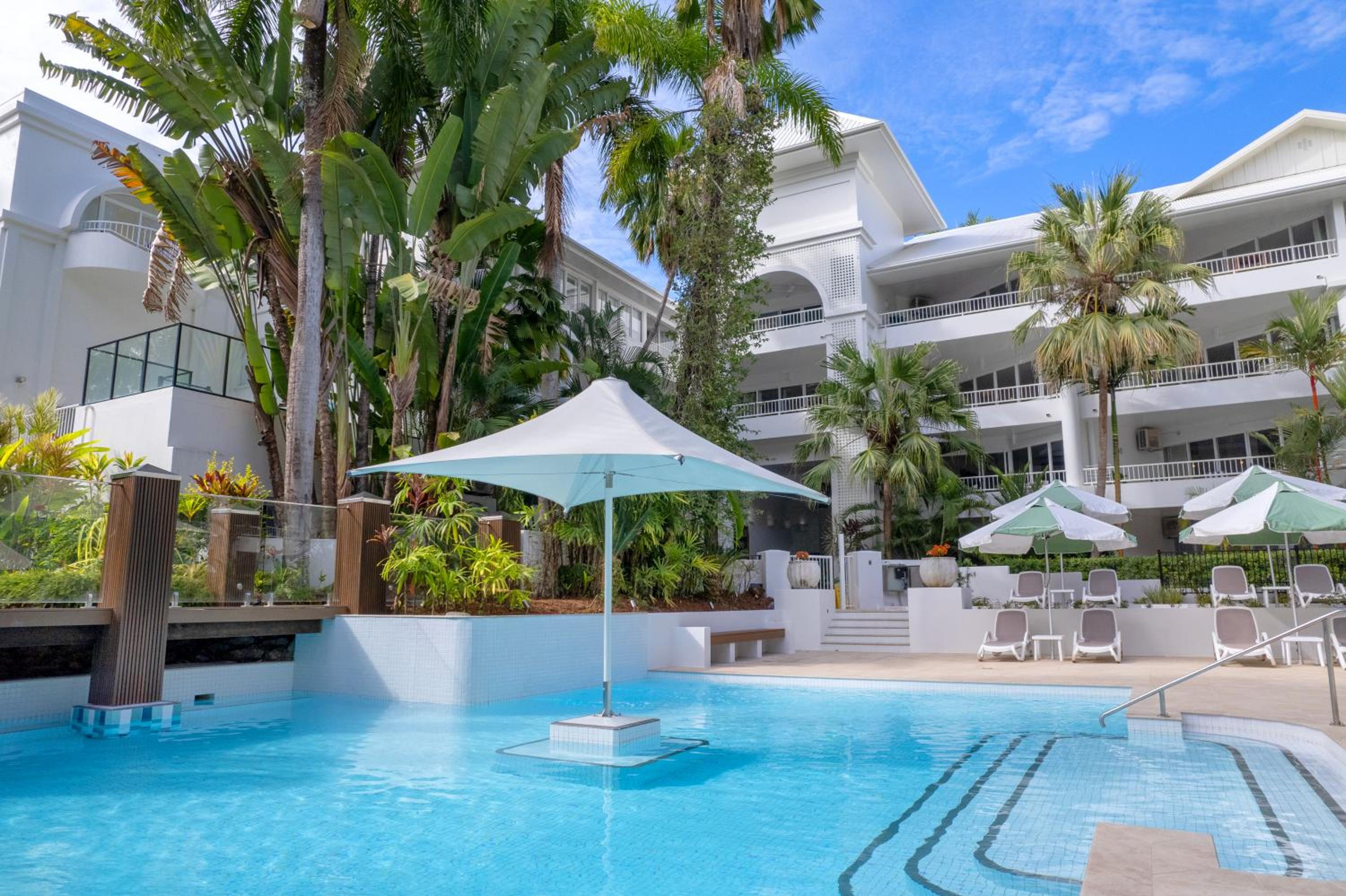 Alamanda Palm Cove by Belle Escapes