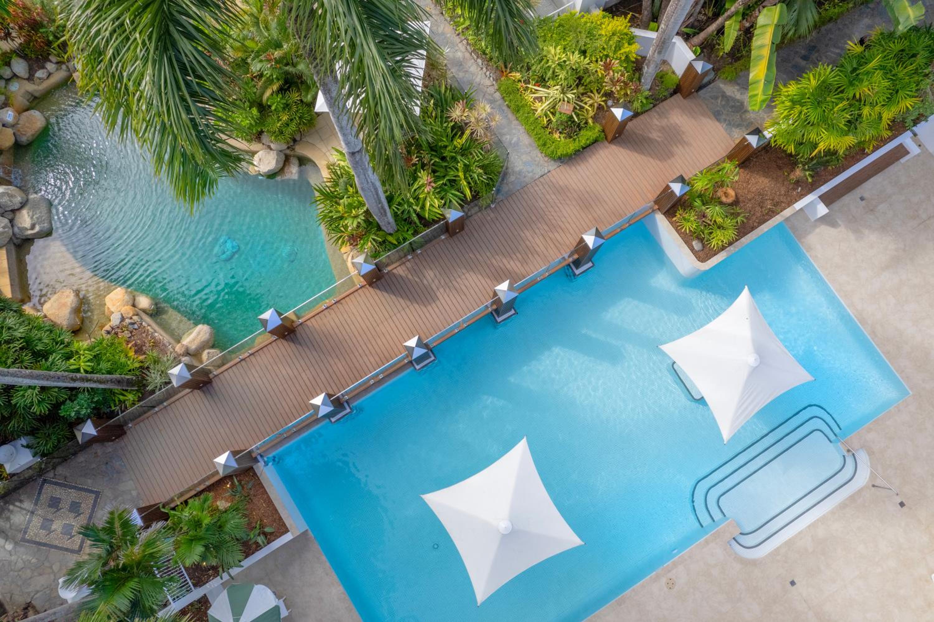 Alamanda Palm Cove by Belle Escapes