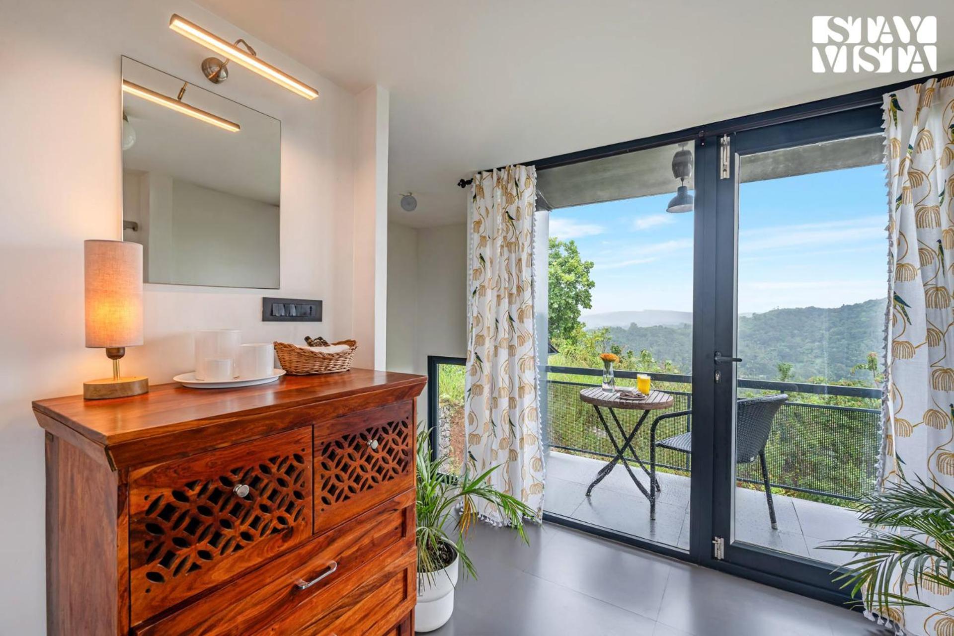 StayVista at Griha Sankalpa with Mountain View, BBQ Wayanad
