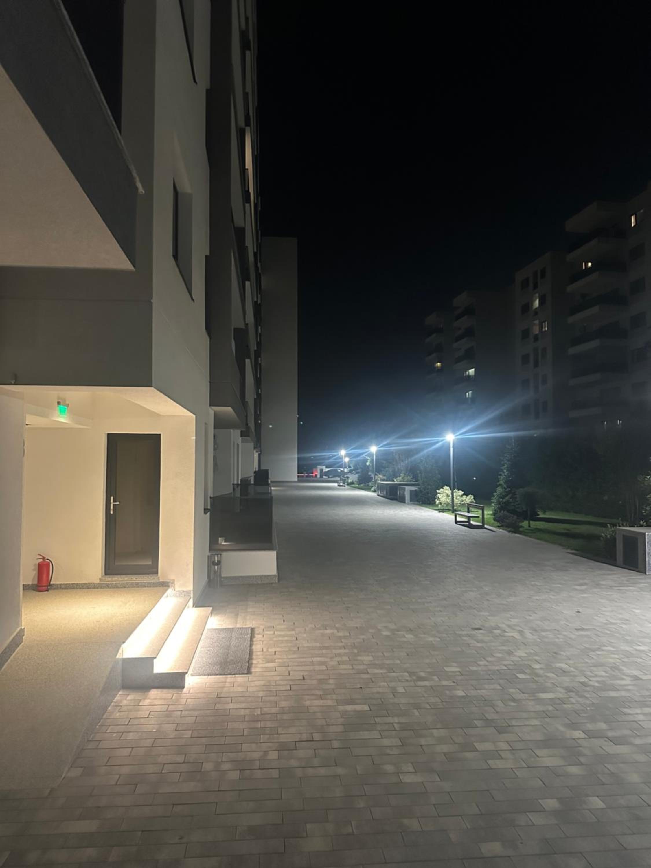 Hotel Love Room Secret-private jacuzzi spa Bucuresti - Image 1