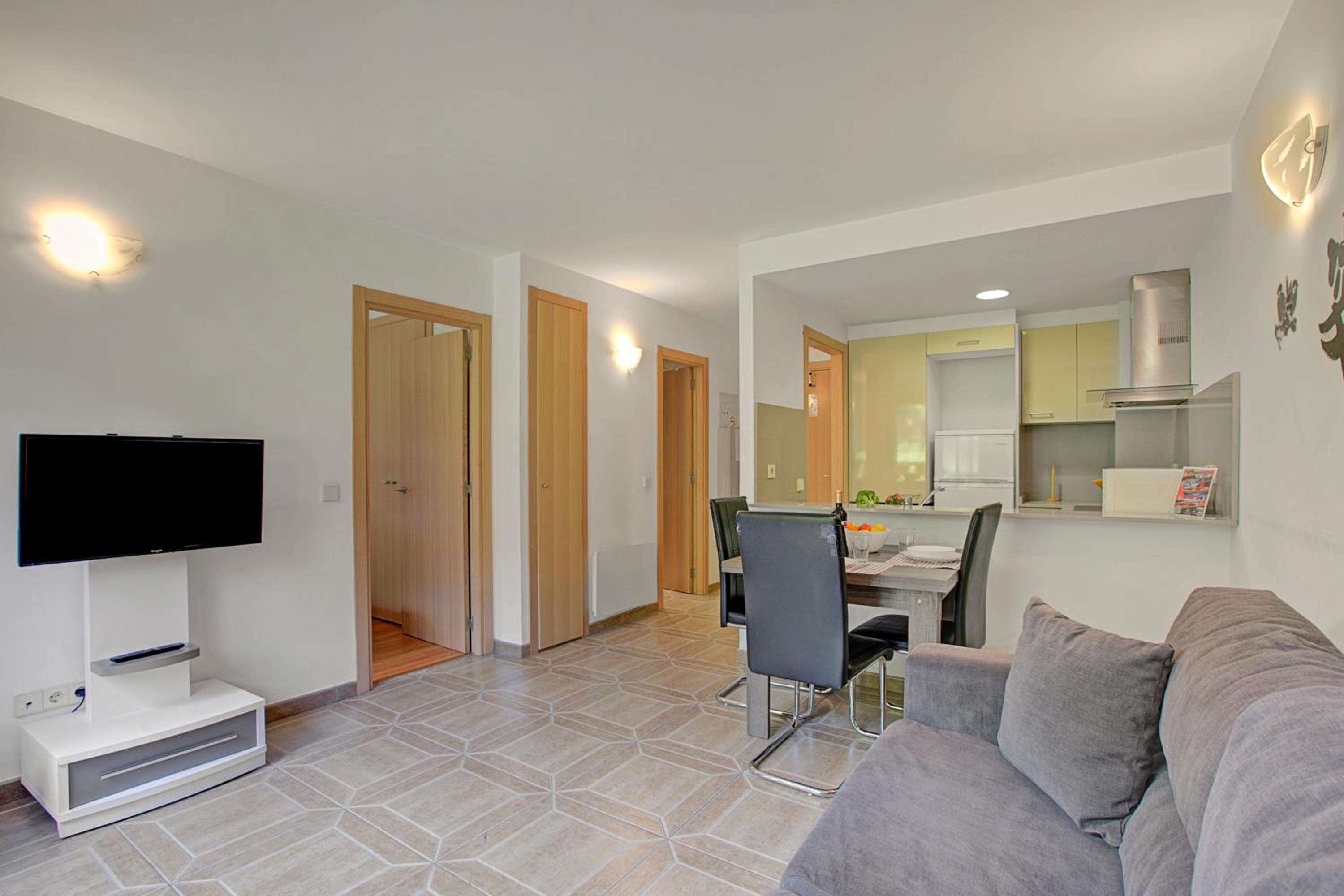El Tarter Mountain Ski Vacation Rental - Happy Rentals