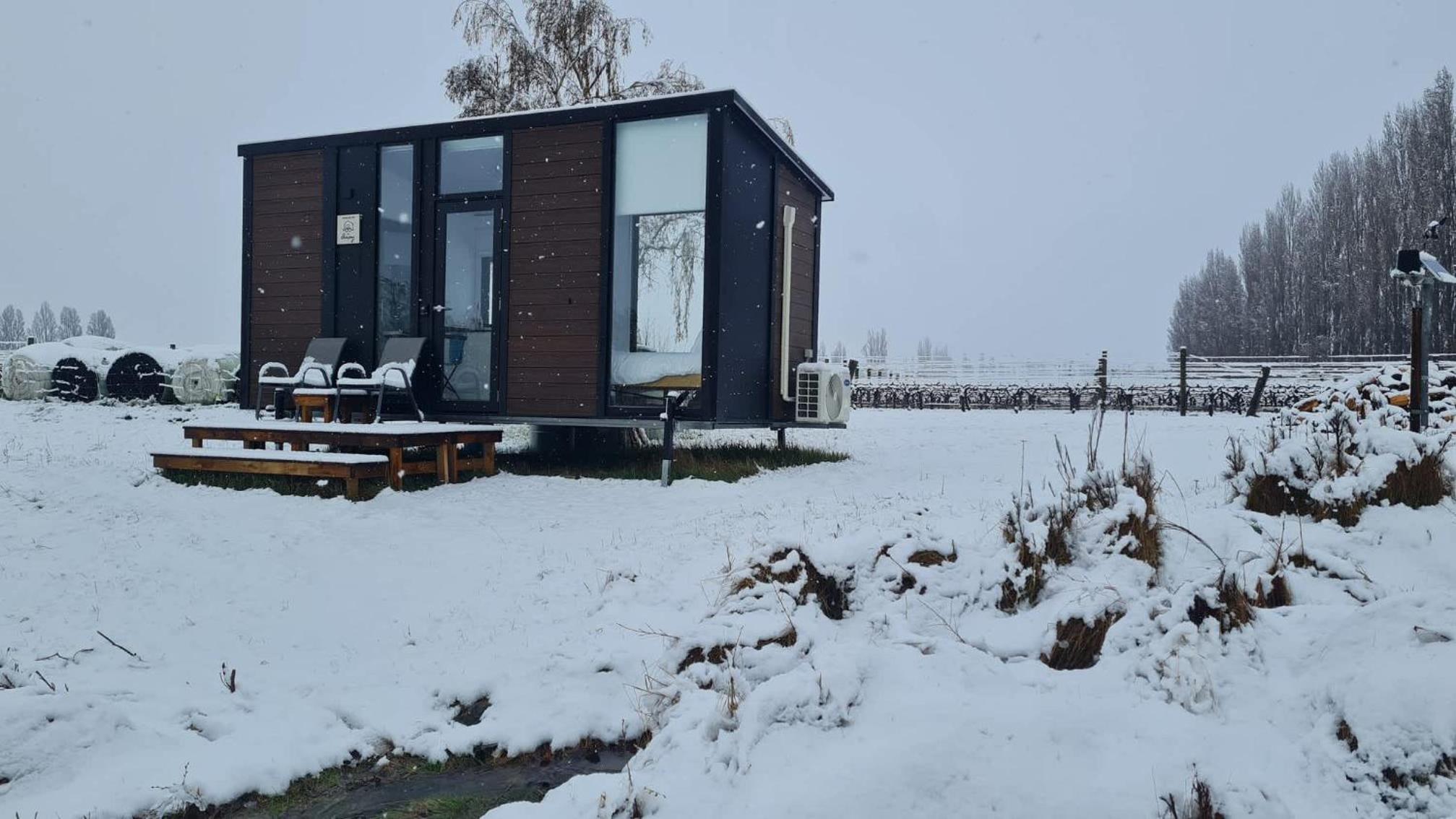 Hotel Under the Vines in Earnscleugh by Tiny Away - Image 1