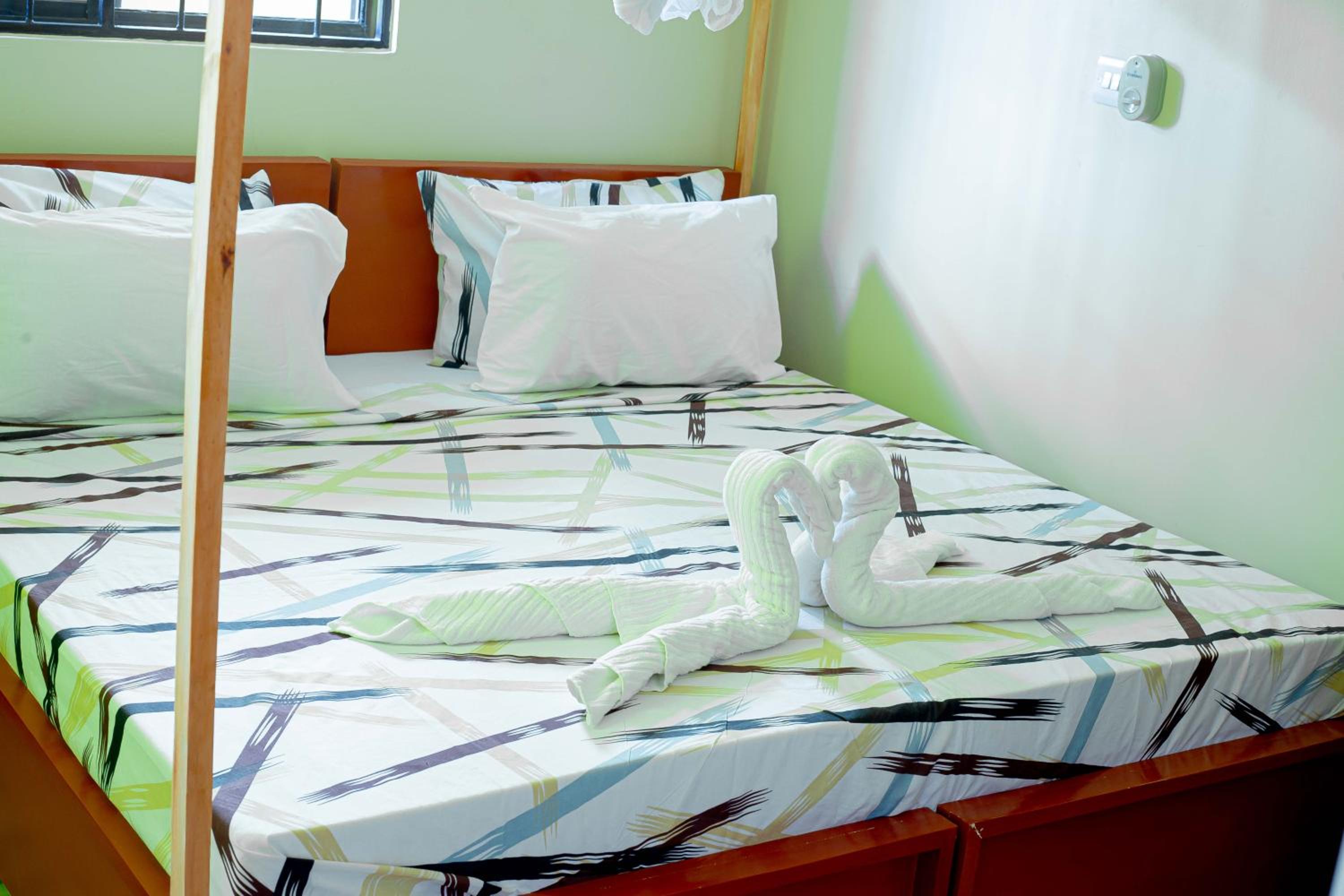 L&j modern backpackers BnB