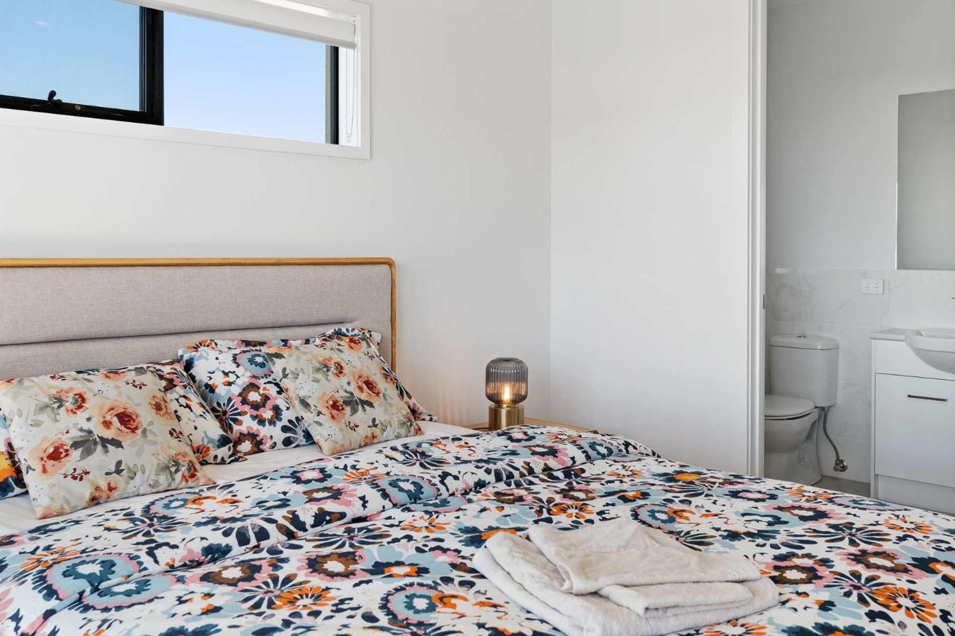 4-13 Central Dr Victor Harbor-No Linen Included