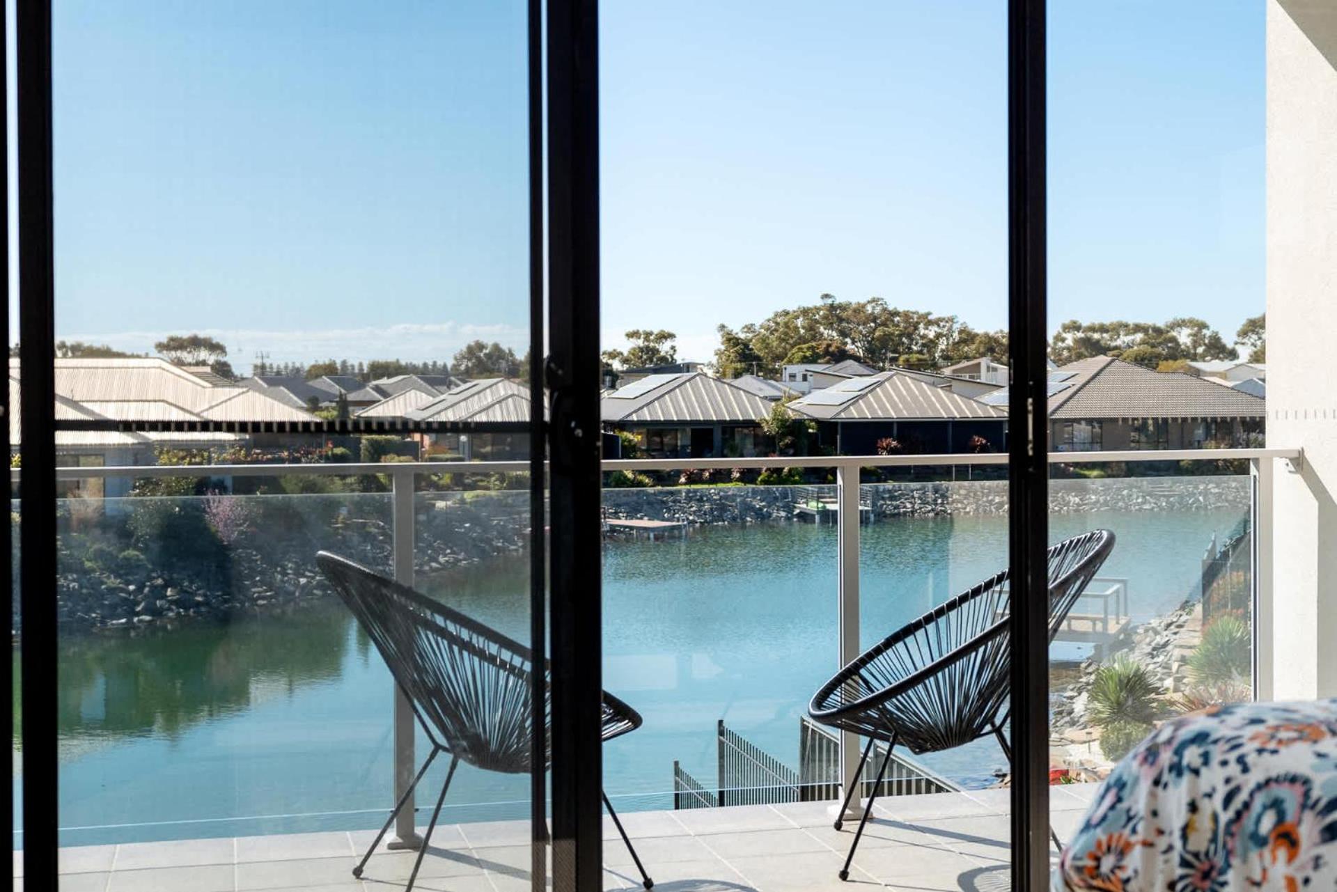 4-13 Central Dr Victor Harbor-No Linen Included