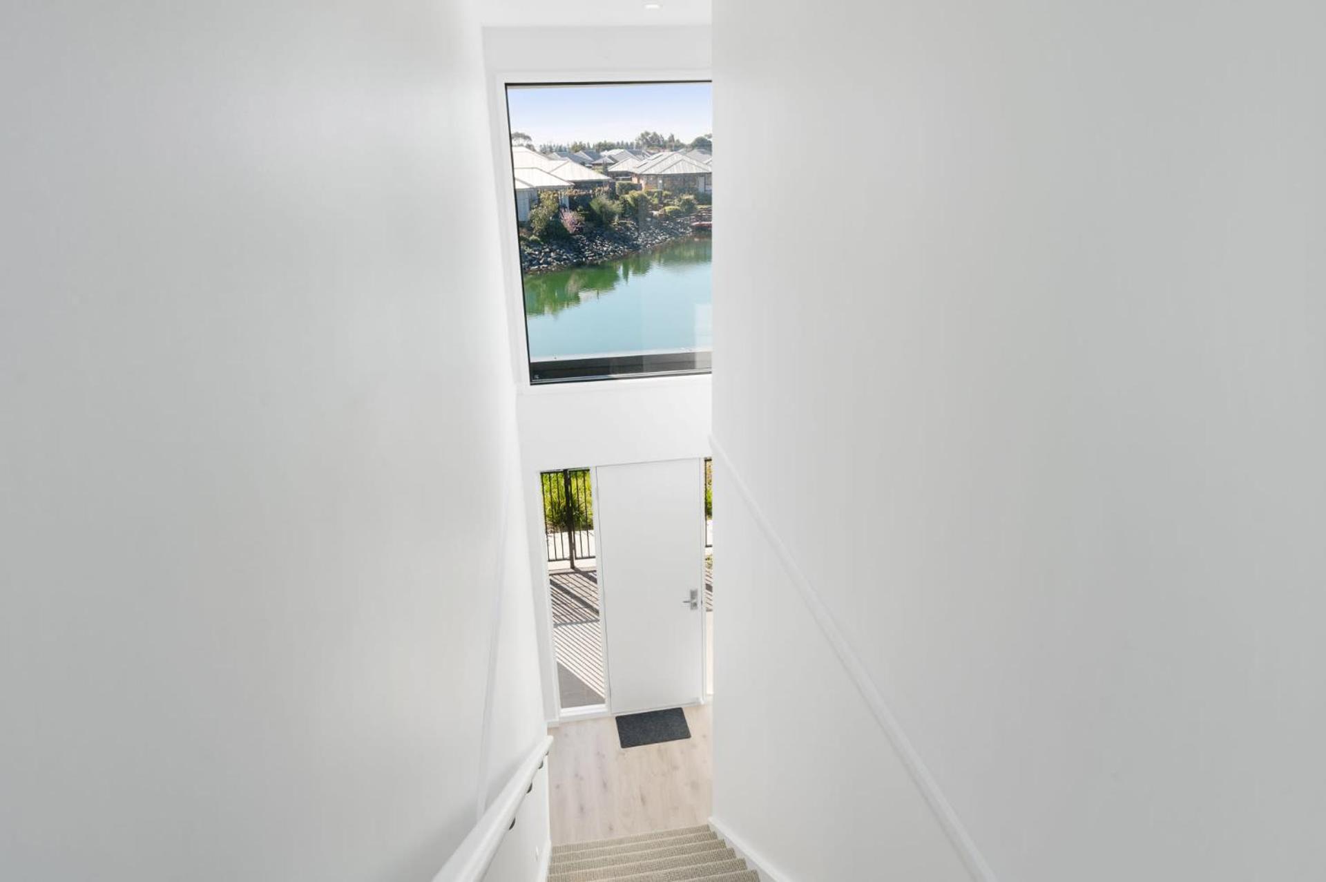4-13 Central Dr Victor Harbor-No Linen Included