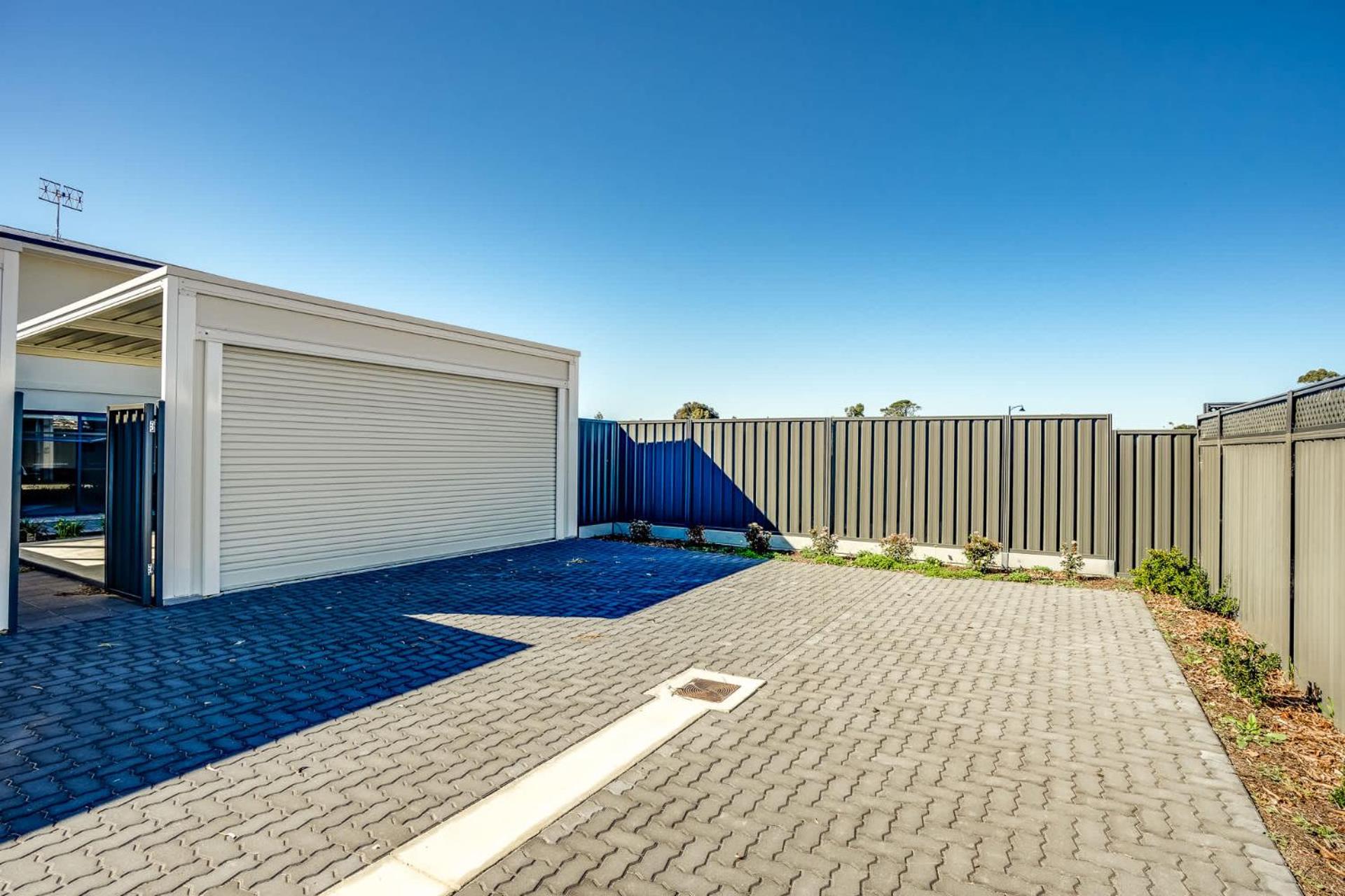 4-13 Central Dr Victor Harbor-No Linen Included