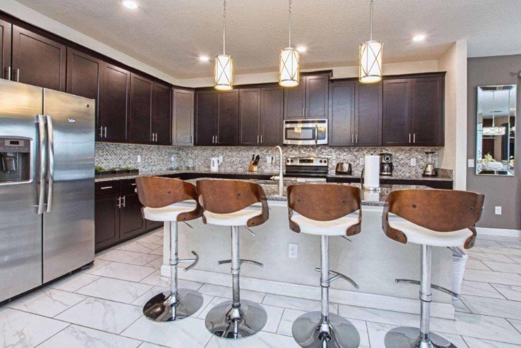 Great Location, Game Room, 2 Master Suites, Pool view 2