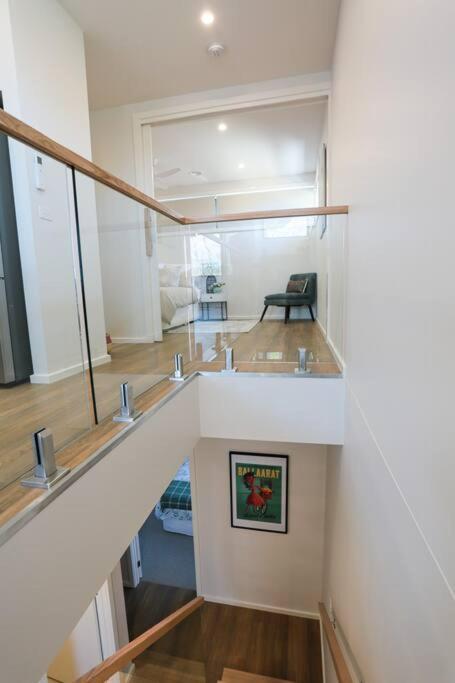 Light and bright townhouse Lake Wendouree