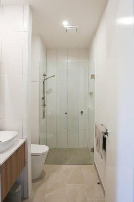 Light and bright townhouse Lake Wendouree