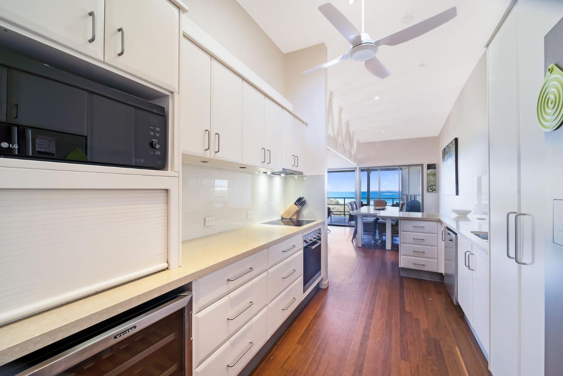Claytons 5 by Discover Stradbroke