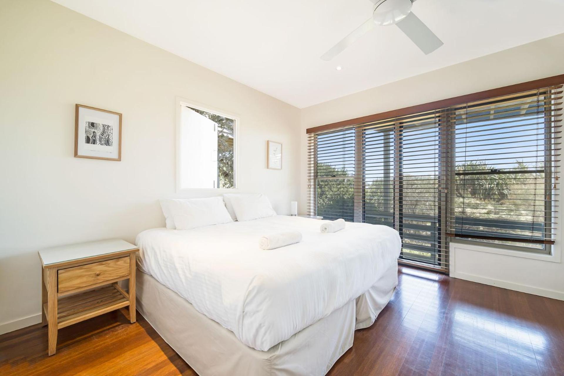 Claytons 5 by Discover Stradbroke