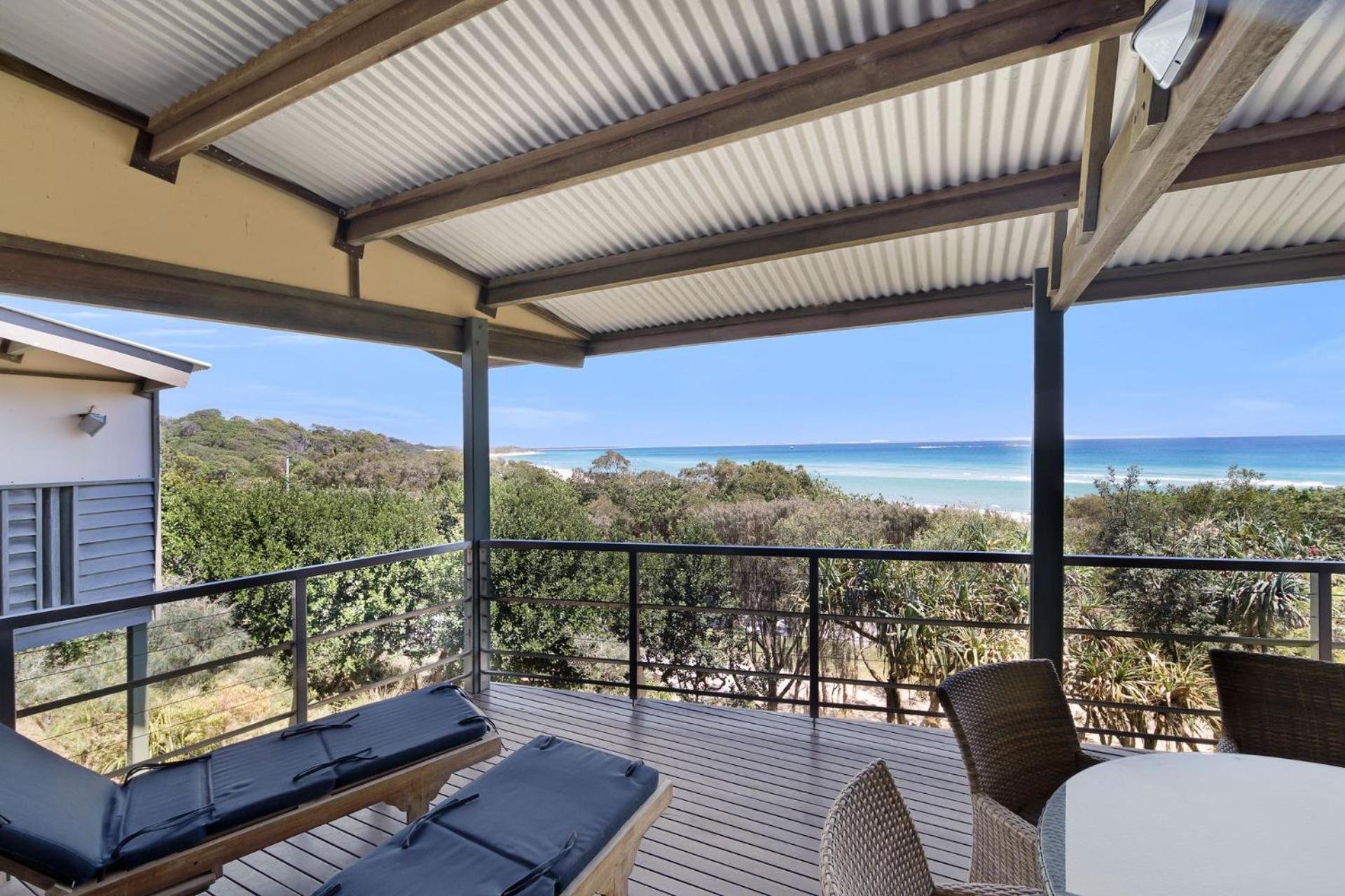 Claytons 5 by Discover Stradbroke