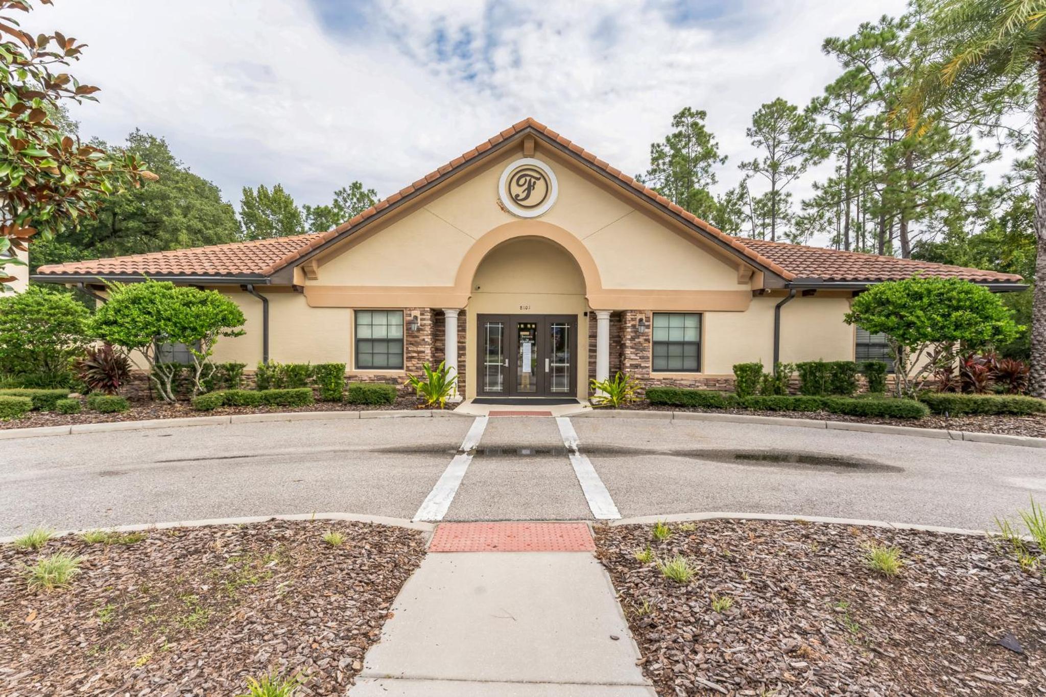 Family Friendly Stay With Pool,Spa & Gym Near Disney view 4