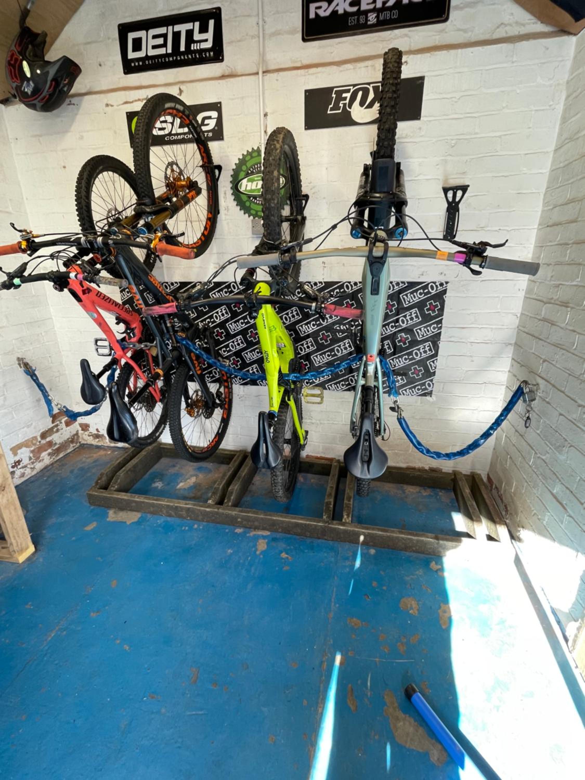 Photo 44