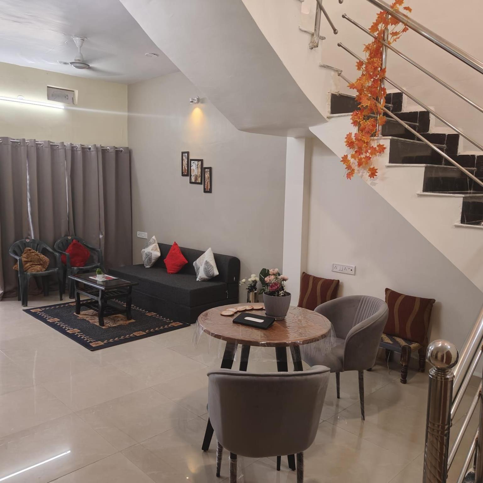 Mahadev Mansion