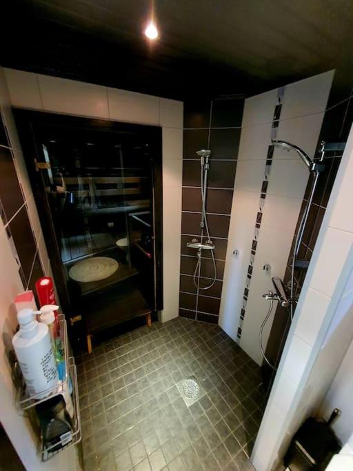 Photo 16