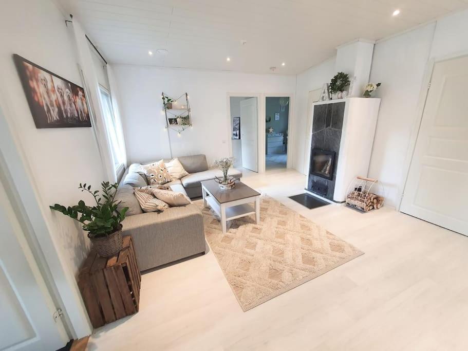 Villa Korento - Private Stay With Sauna & Lappish-style Grill Hut view 4