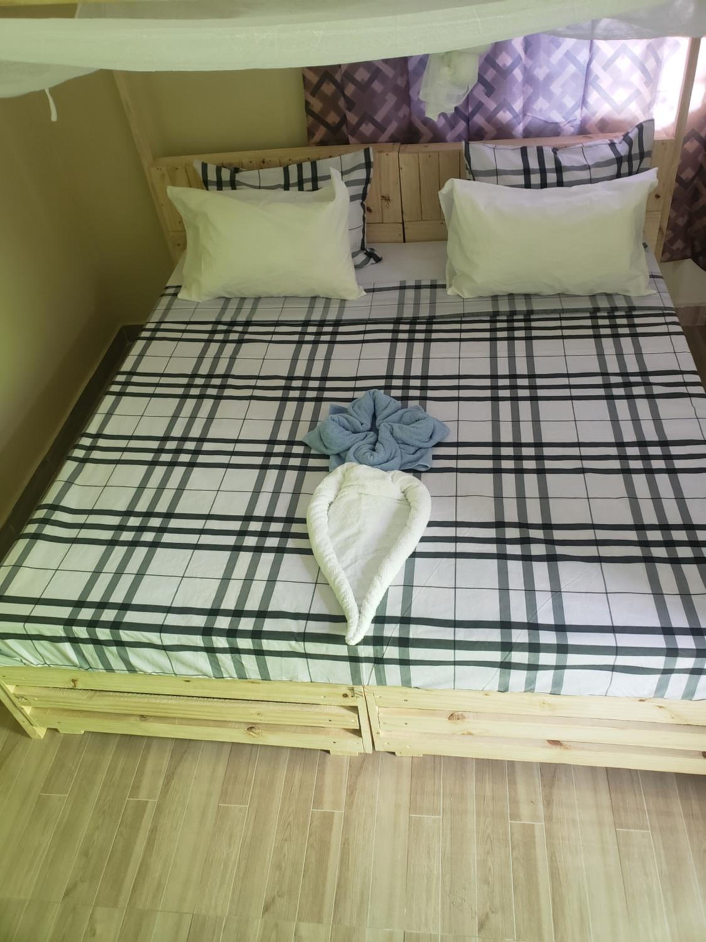 L&j modern backpackers BnB